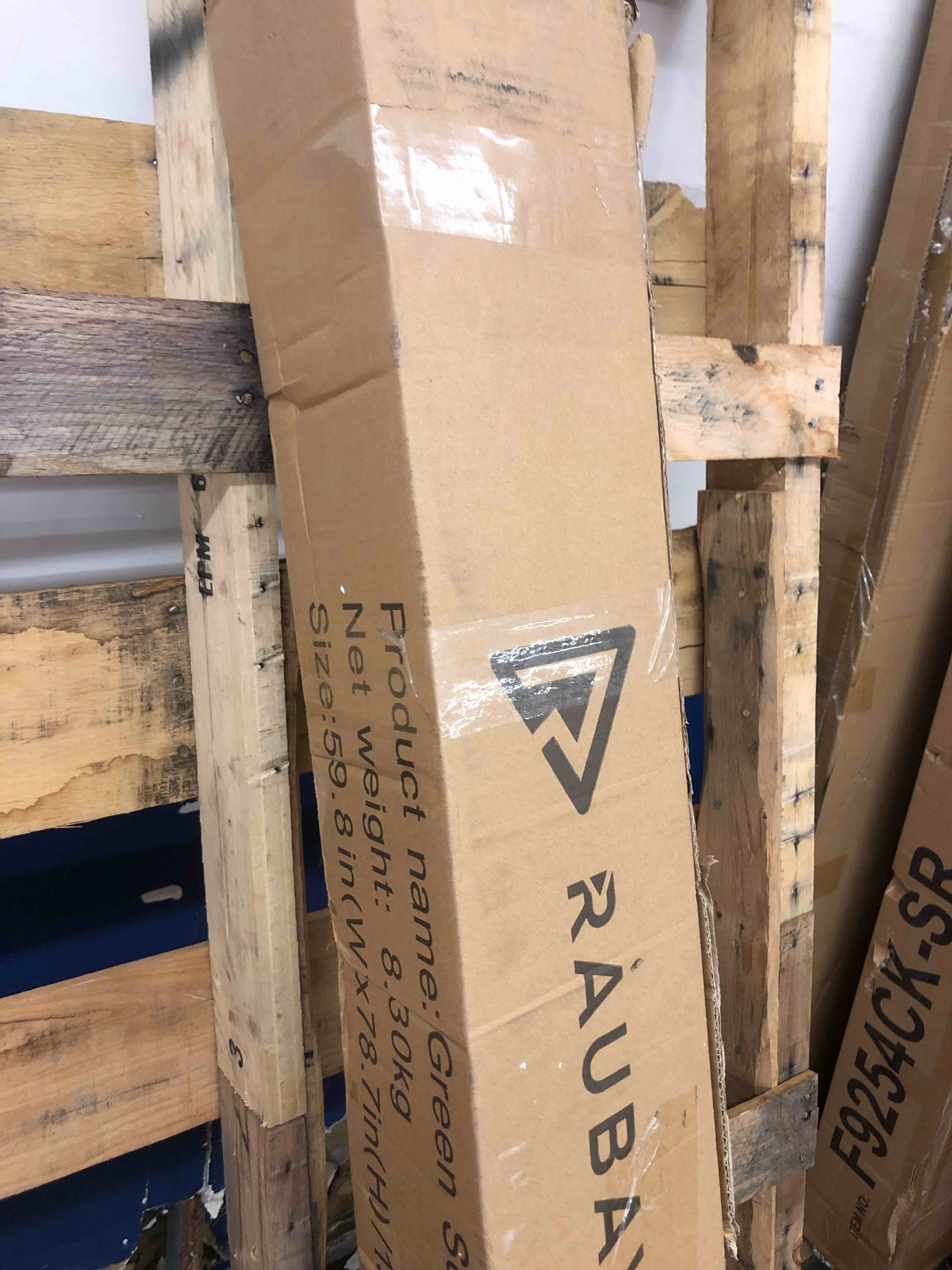 https://s3.amazonaws.com/lotting-images-prod/phillipi/RED5117854_1713449585862.jpeg