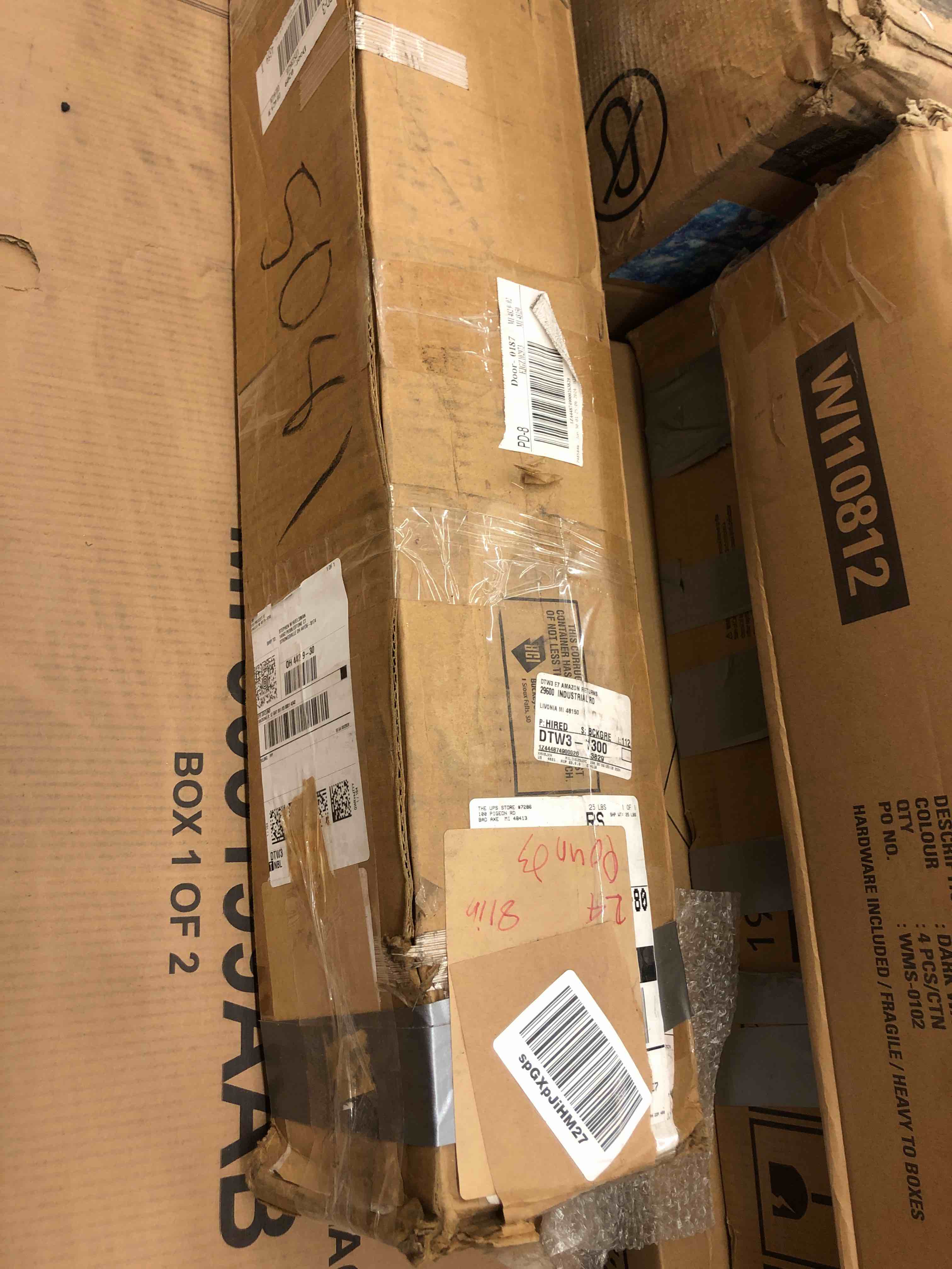 https://s3.amazonaws.com/lotting-images-prod/phillipi/RED5117869_1713453158286.jpeg