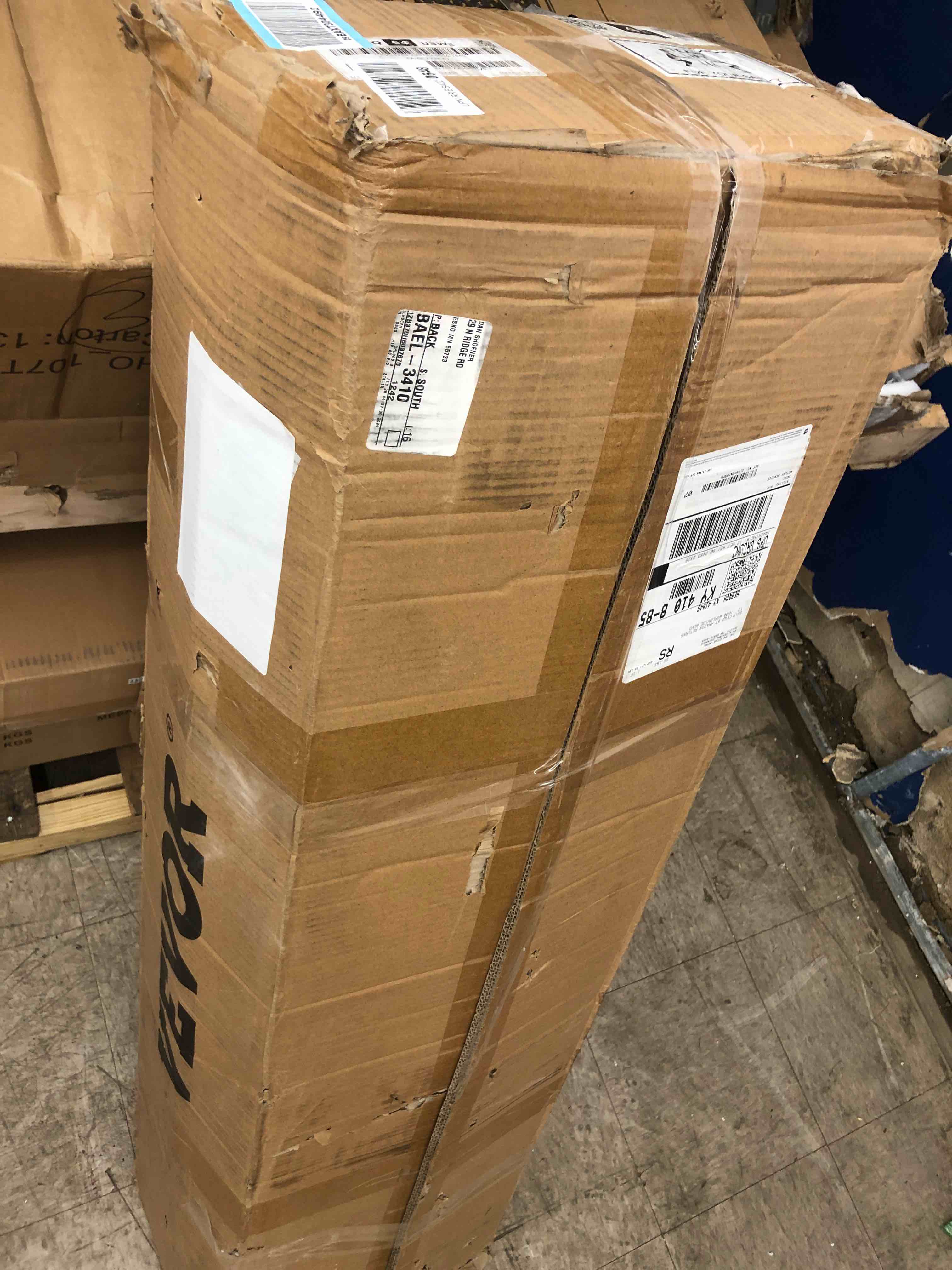 https://s3.amazonaws.com/lotting-images-prod/phillipi/RED5117878_1713456679191.jpeg