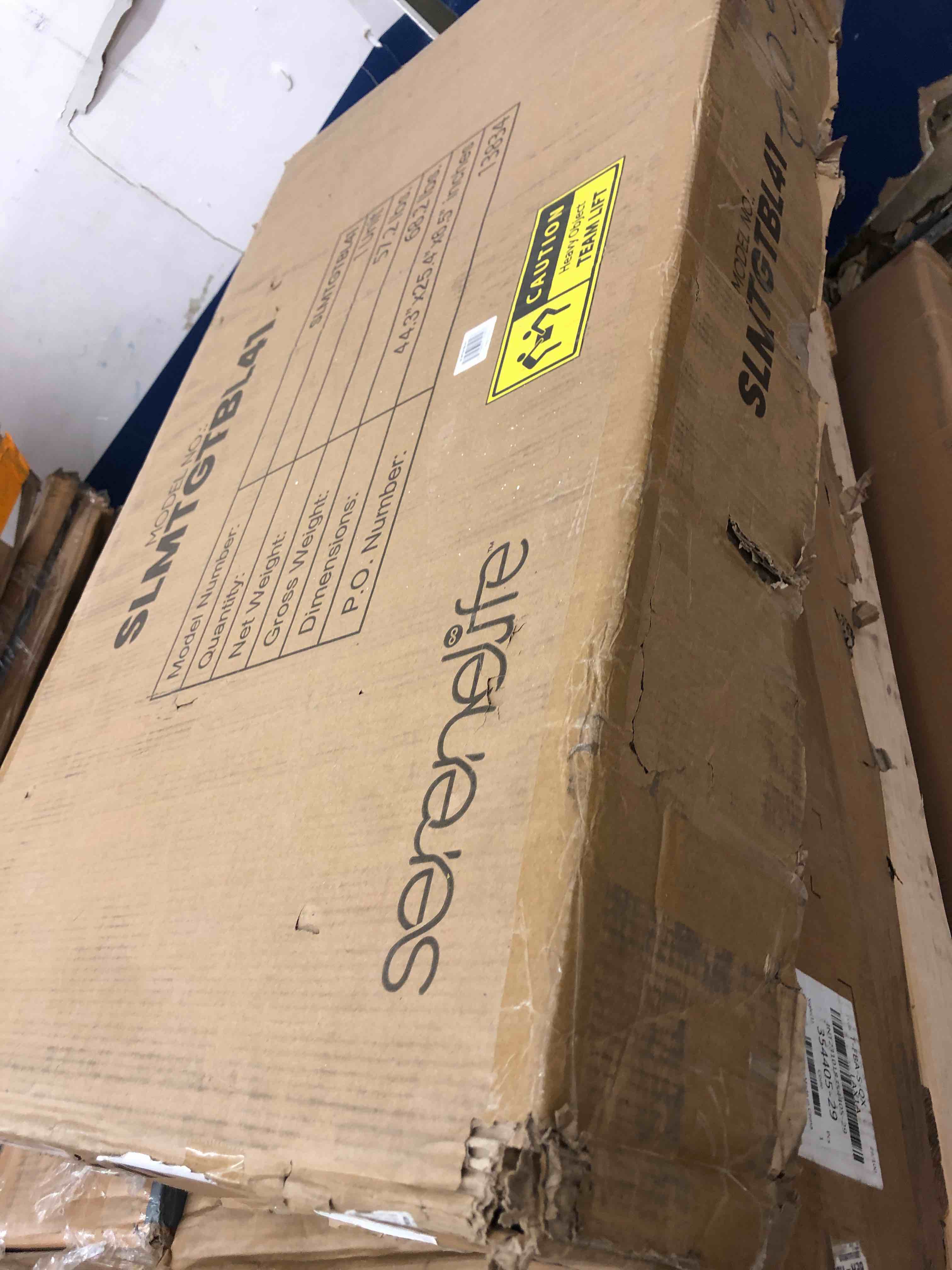 https://s3.amazonaws.com/lotting-images-prod/phillipi/RED5117880_1713456932455.jpeg