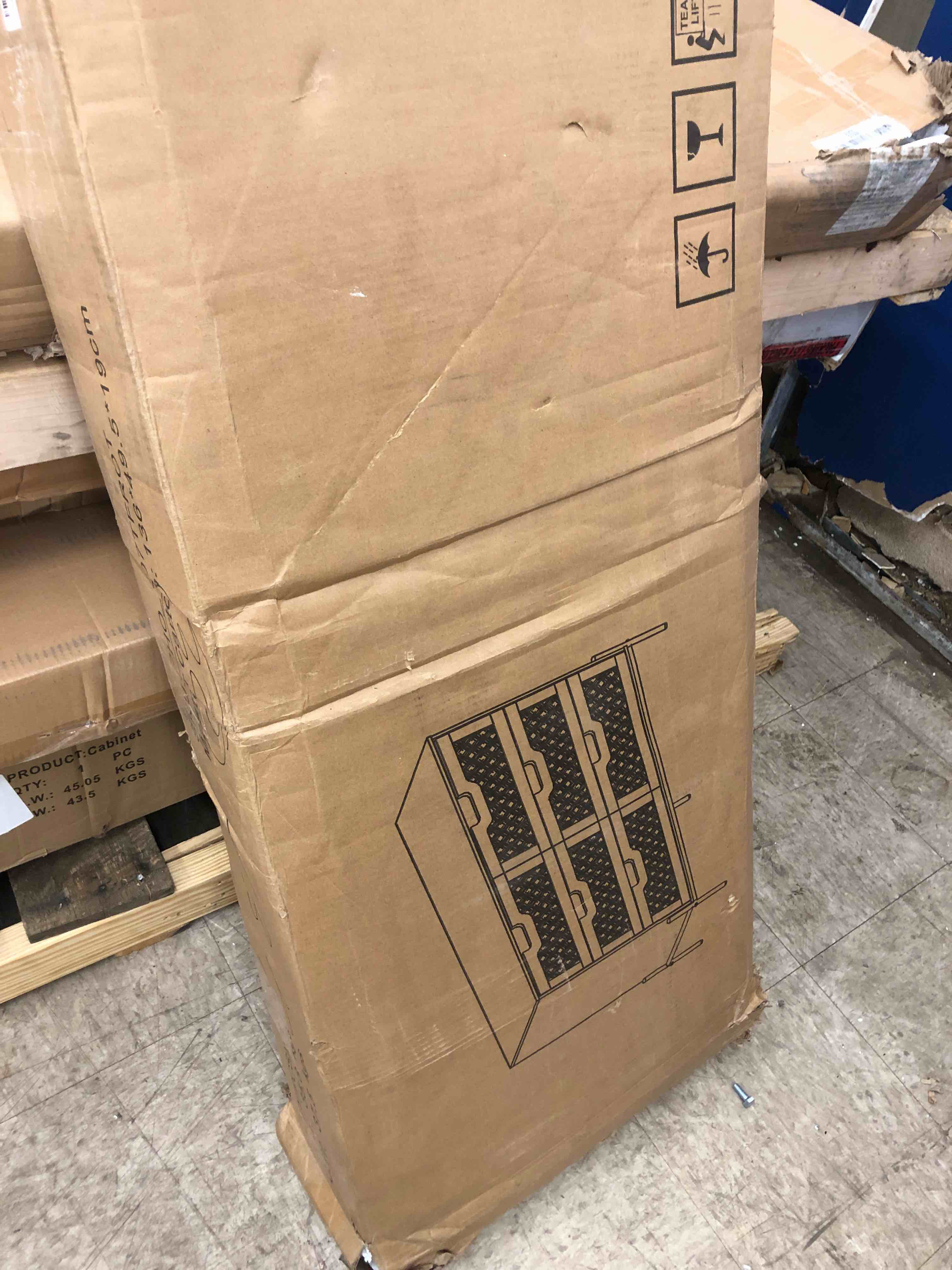 https://s3.amazonaws.com/lotting-images-prod/phillipi/RED5117881_1713457277989.jpeg