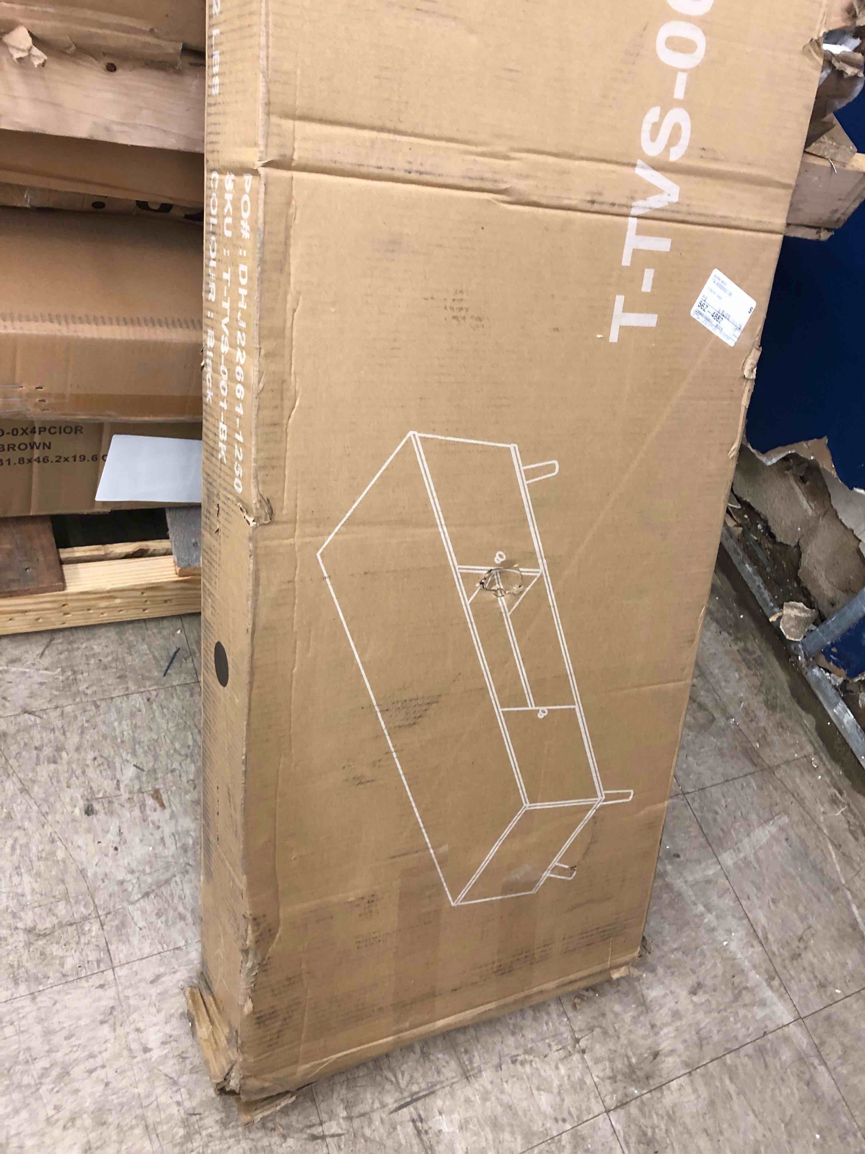 https://s3.amazonaws.com/lotting-images-prod/phillipi/RED5117883_1713457639868.jpeg