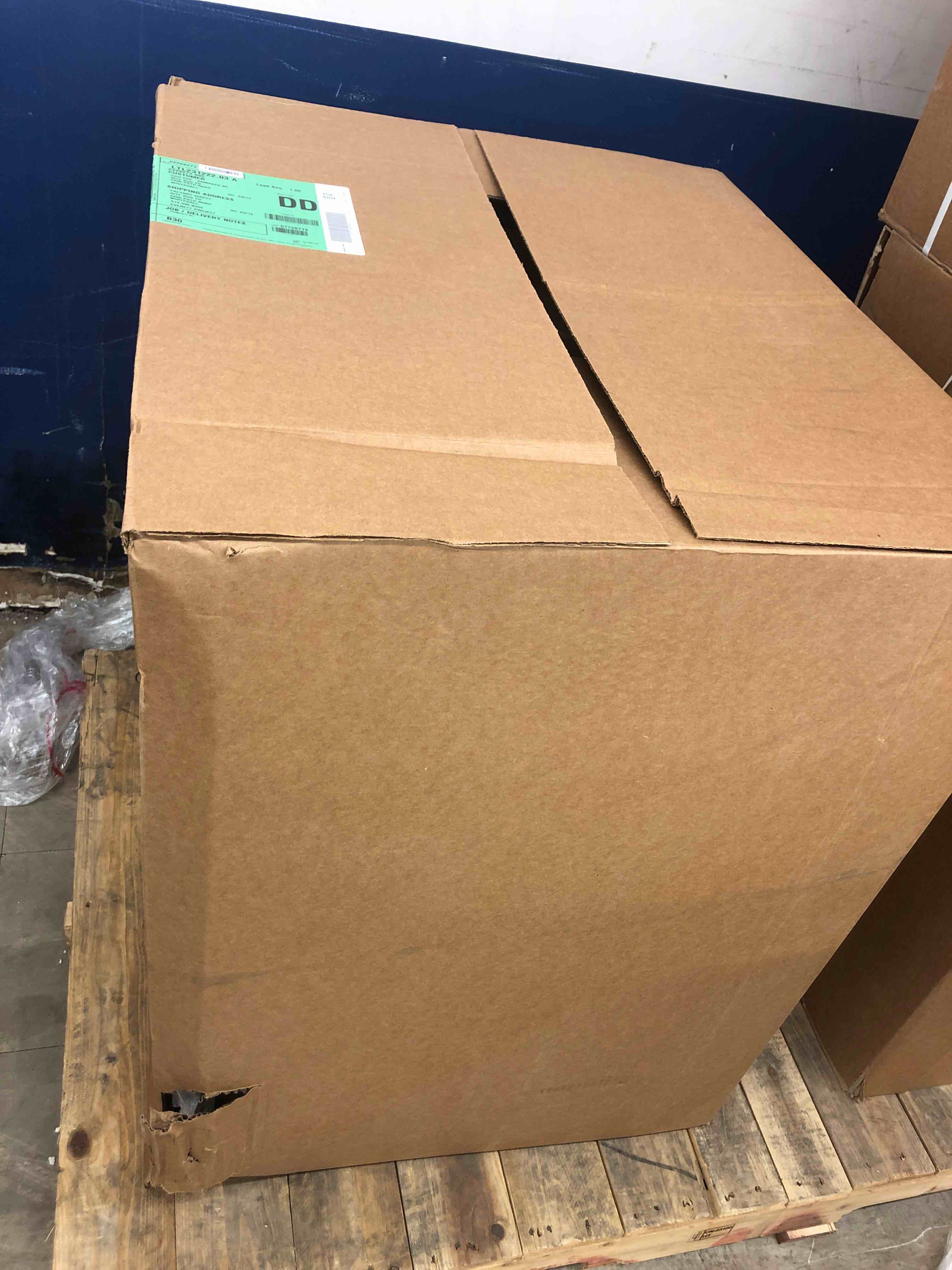 https://s3.amazonaws.com/lotting-images-prod/phillipi/RED5118058_1715015592898.jpeg