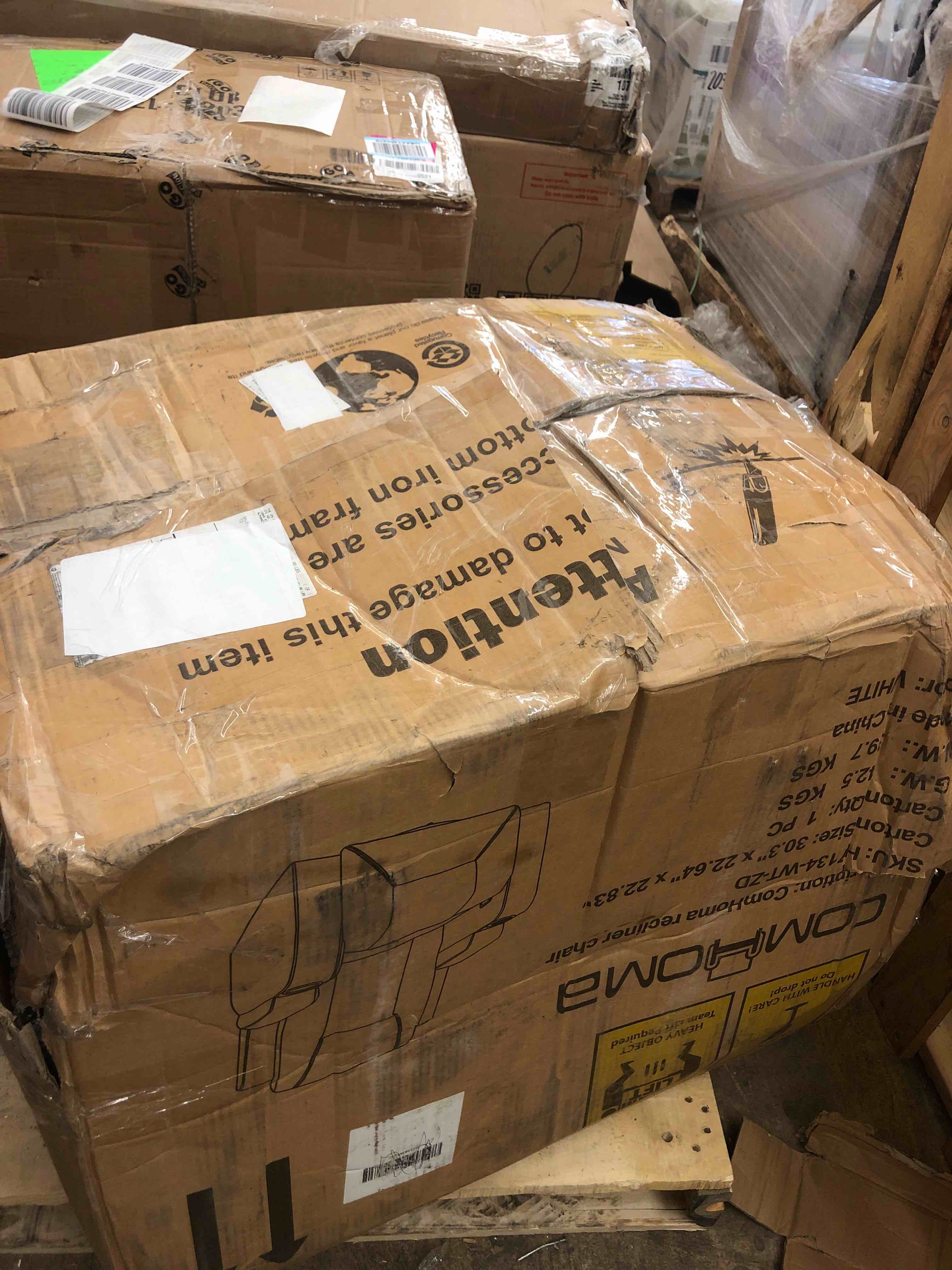 https://s3.amazonaws.com/lotting-images-prod/phillipi/RED5118298_1717606271952.jpeg