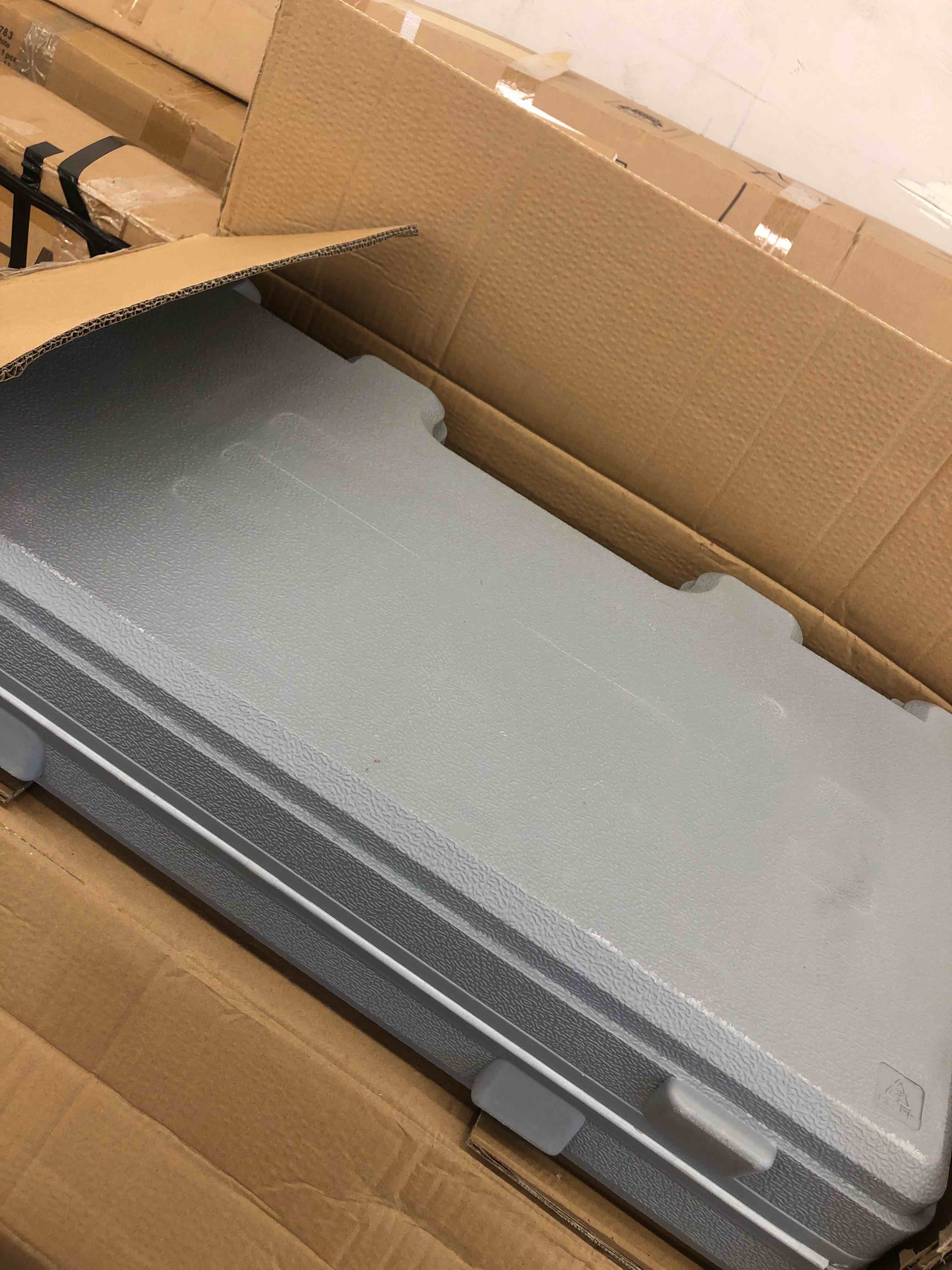https://s3.amazonaws.com/lotting-images-prod/phillipi/RED5118351_1718720980657.jpeg