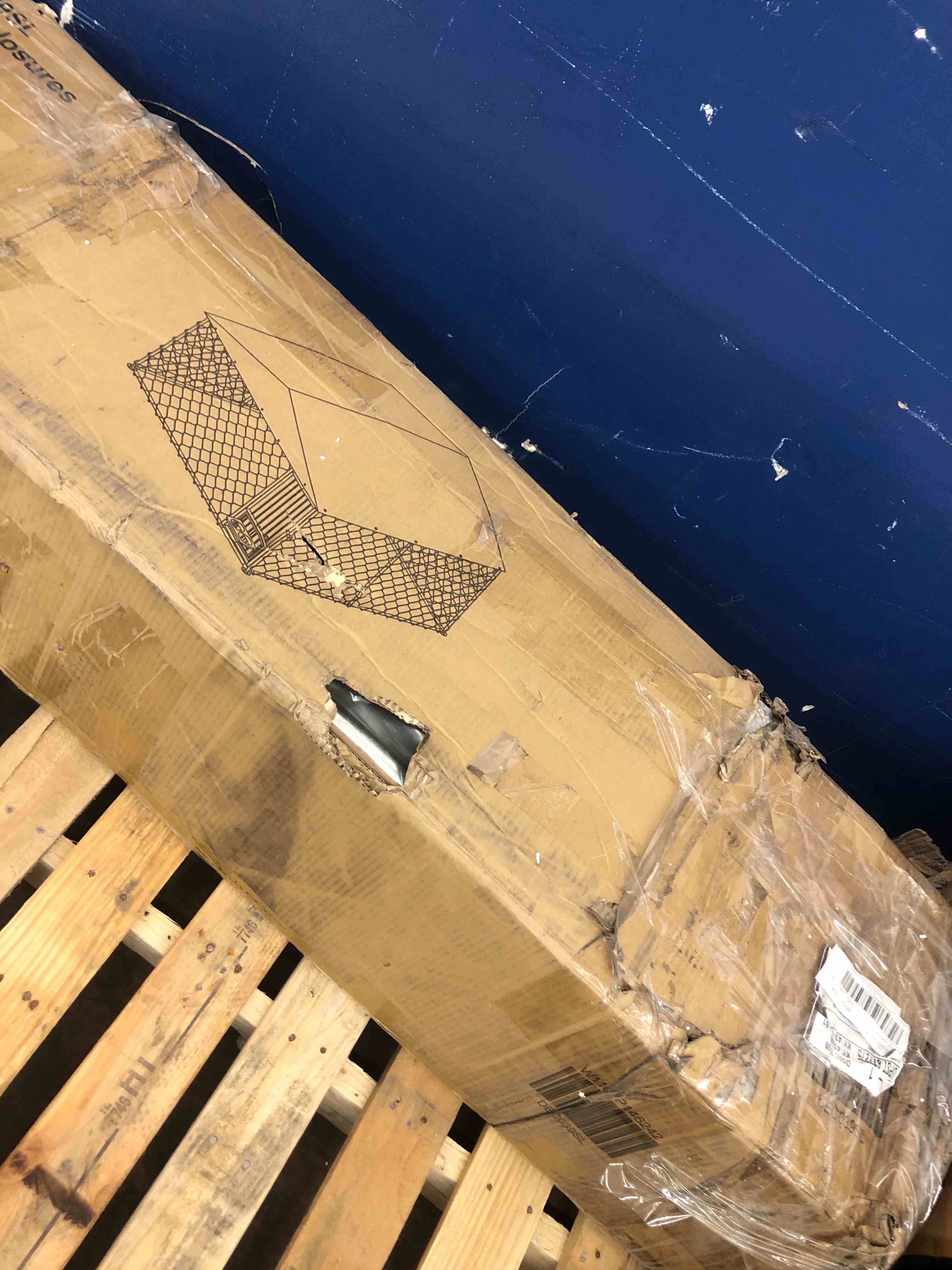 https://s3.amazonaws.com/lotting-images-prod/phillipi/RED5118372_1718725103123.jpeg