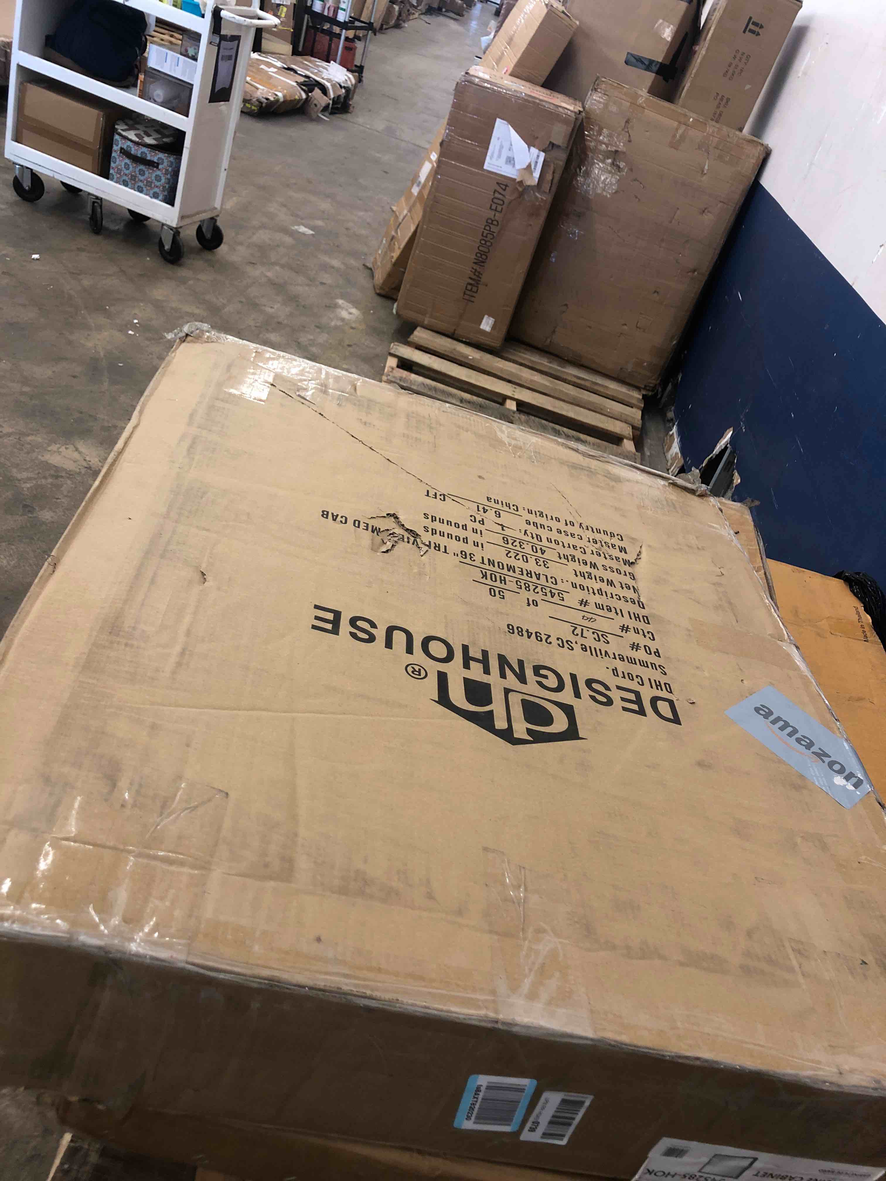 https://s3.amazonaws.com/lotting-images-prod/phillipi/RED5118381_1718726891110.jpeg