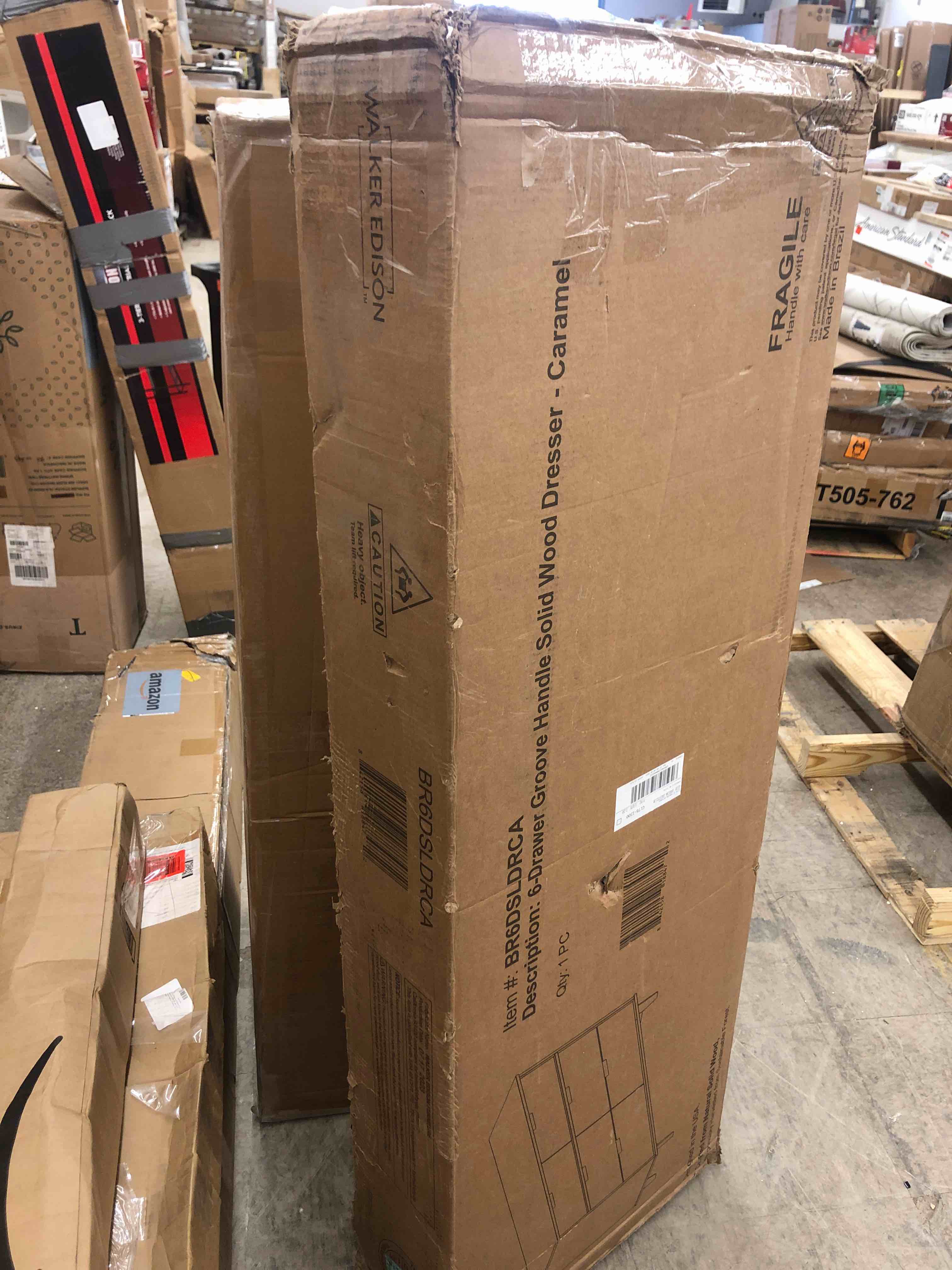 https://s3.amazonaws.com/lotting-images-prod/phillipi/RED5118568_1703261156435.jpeg