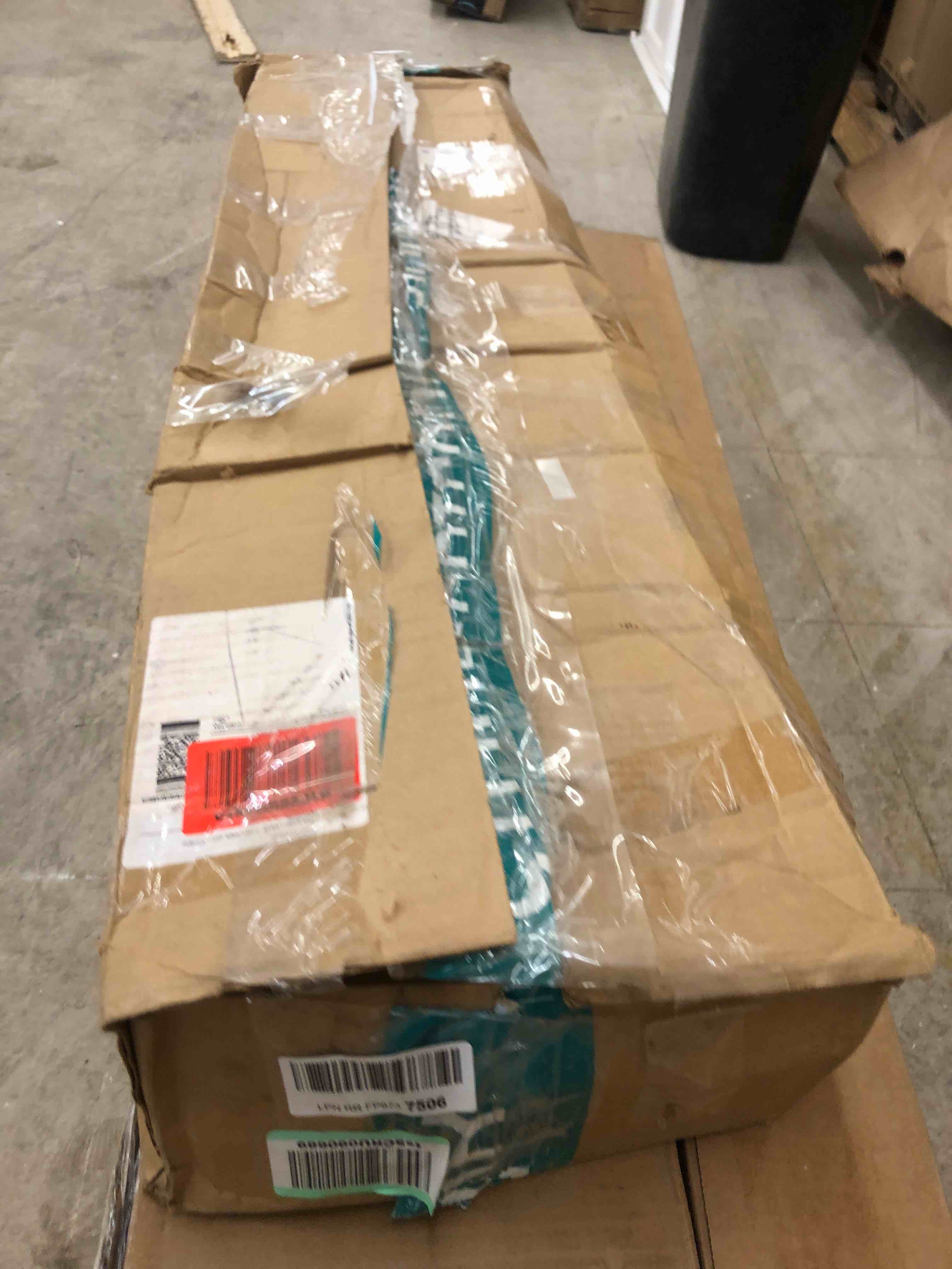 https://s3.amazonaws.com/lotting-images-prod/phillipi/RED5118571_1703261984998.jpeg
