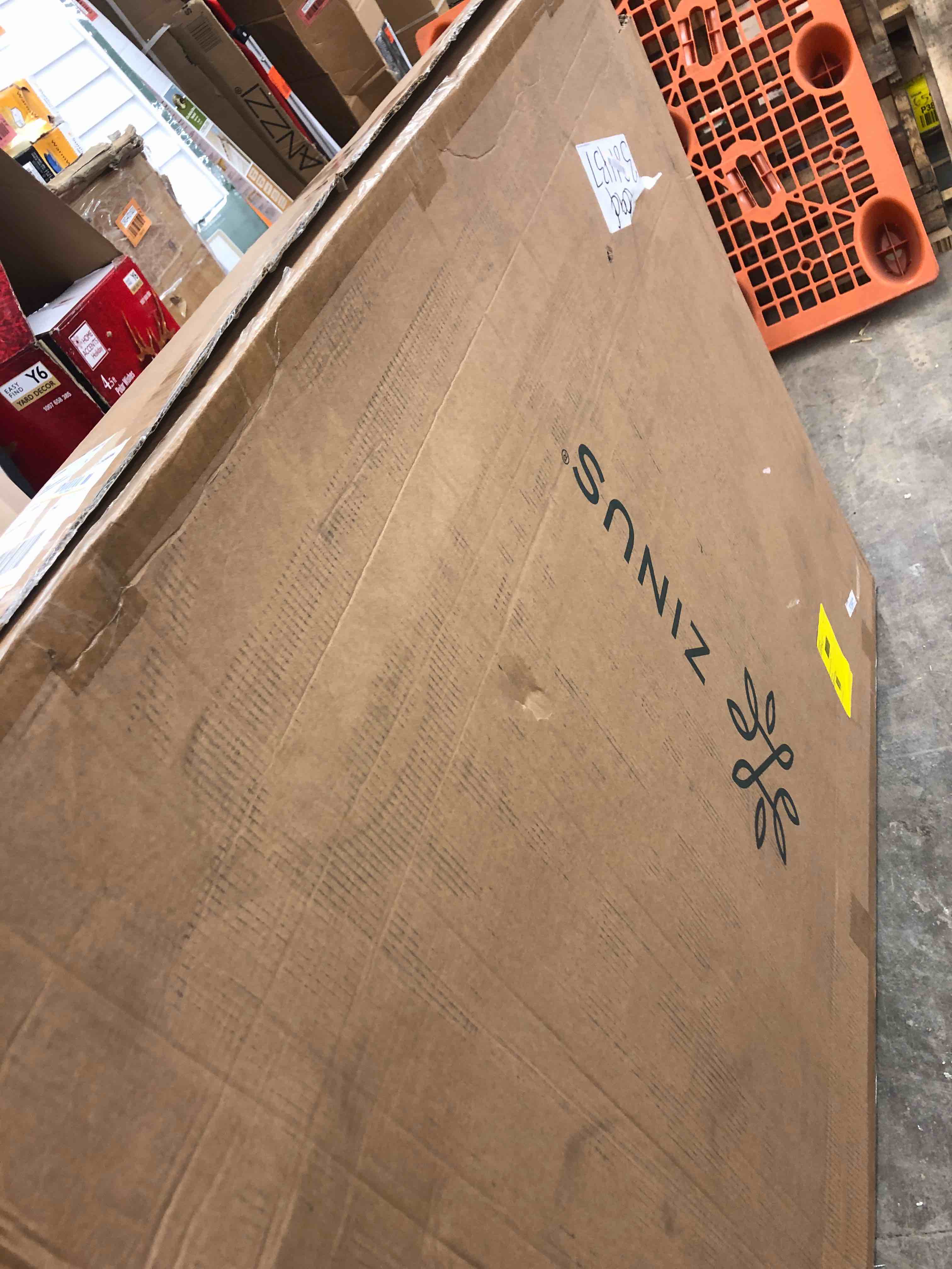 https://s3.amazonaws.com/lotting-images-prod/phillipi/RED5118601_1703276843060.jpeg