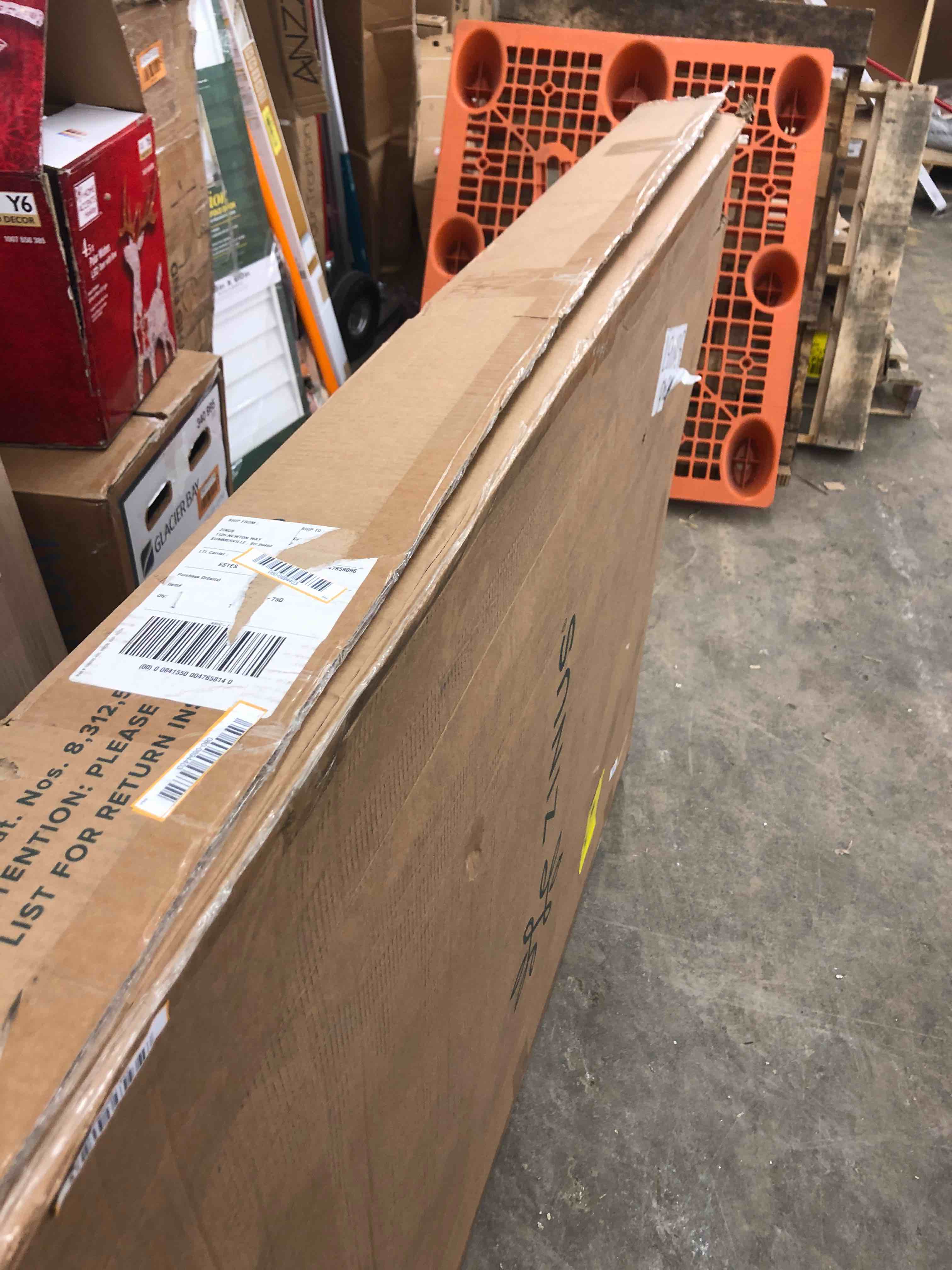 https://s3.amazonaws.com/lotting-images-prod/phillipi/RED5118601_1703276846050.jpeg