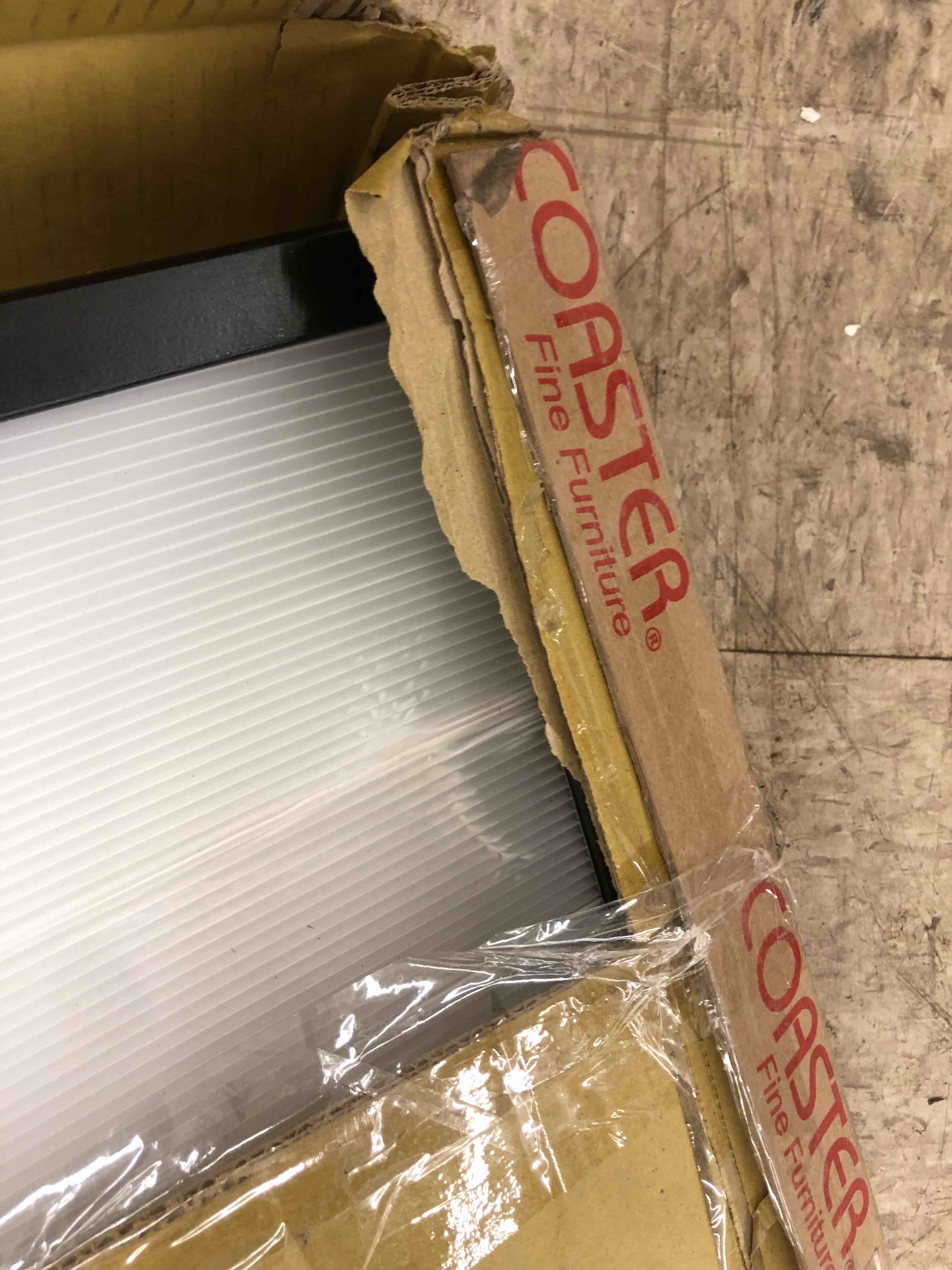 https://s3.amazonaws.com/lotting-images-prod/phillipi/RED5118626_1703696167233.jpeg