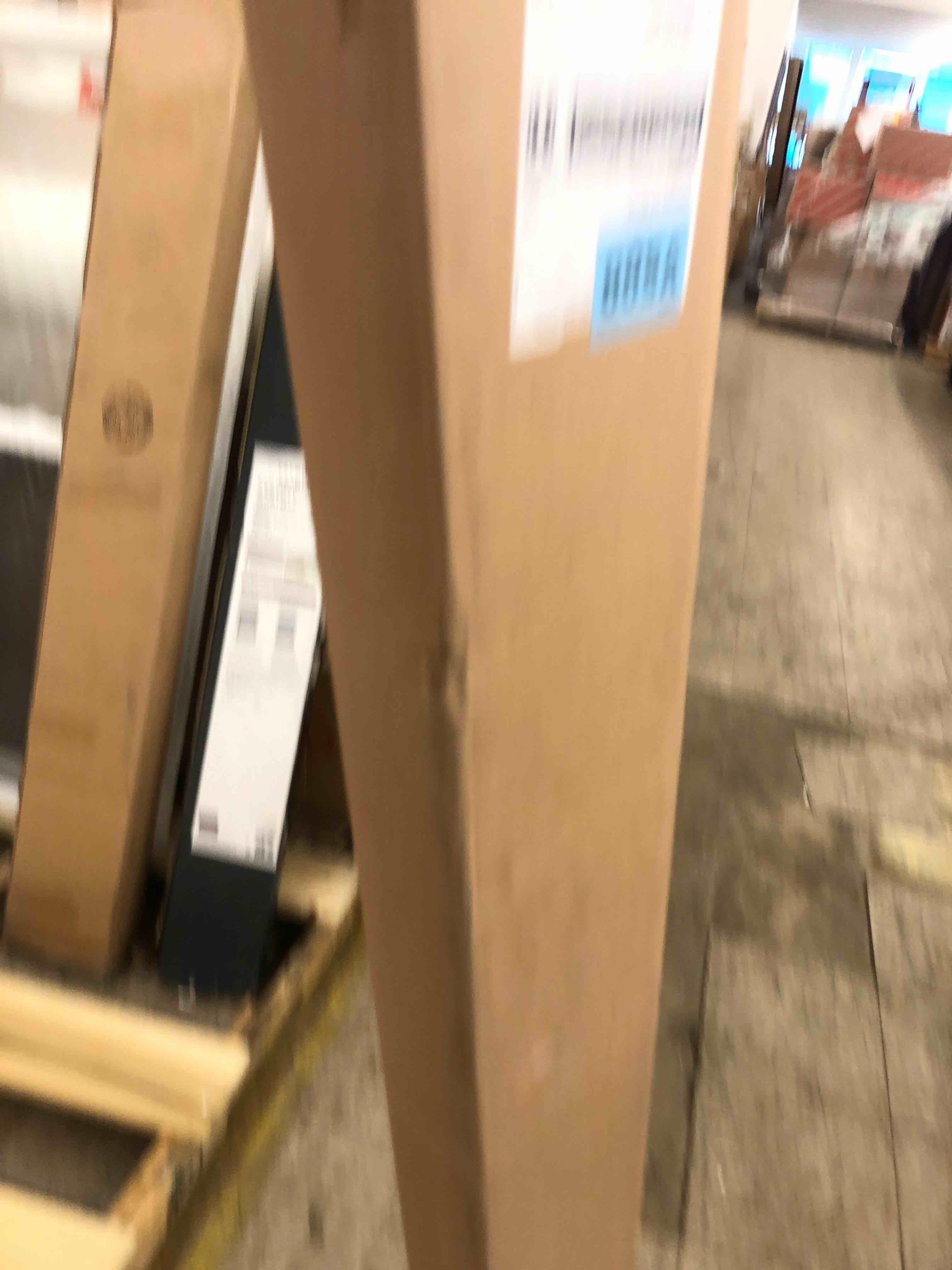 https://s3.amazonaws.com/lotting-images-prod/phillipi/RED5118652_1703700998709.jpeg