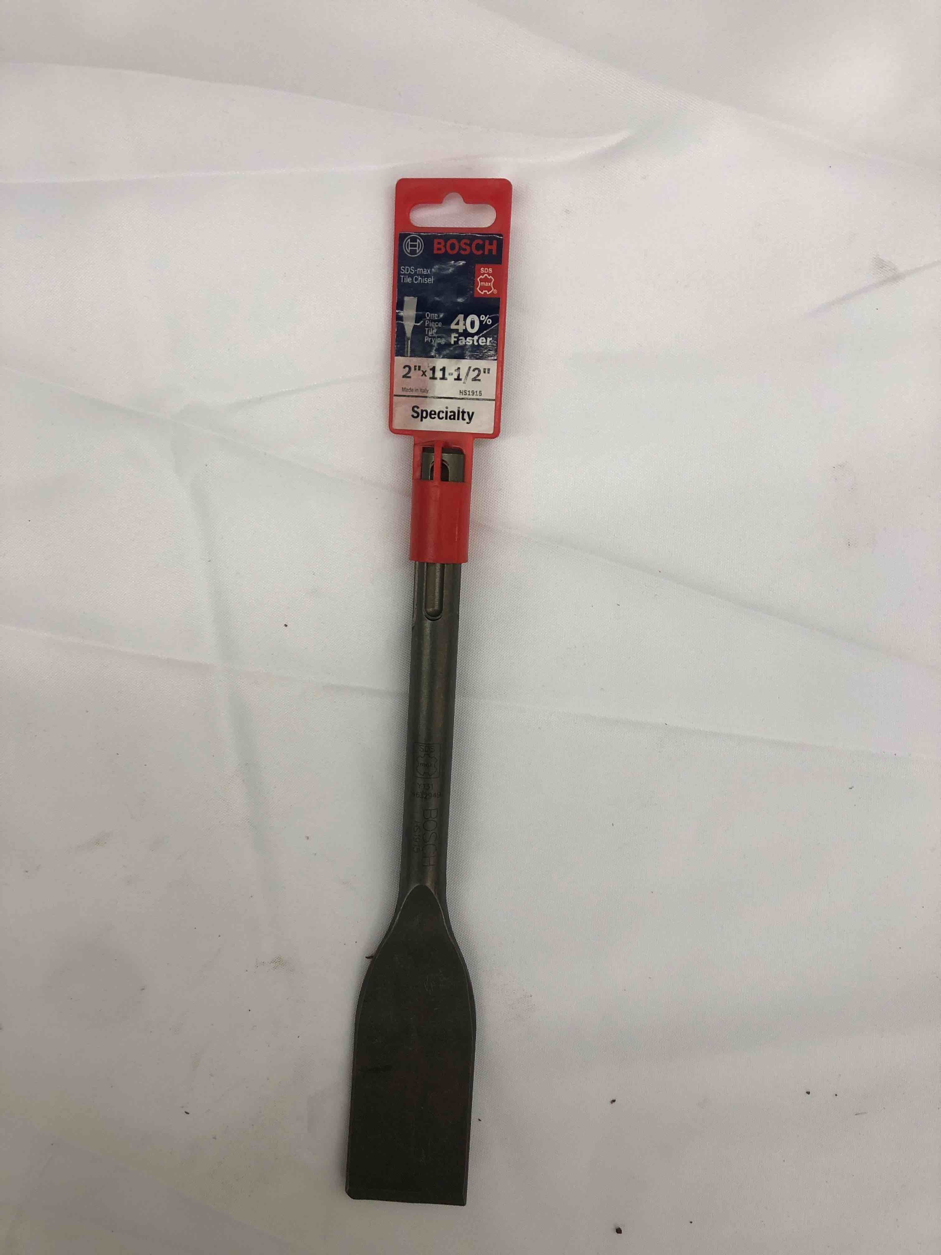 https://s3.amazonaws.com/lotting-images-prod/phillipi/RED5118783_1704394503133.jpeg