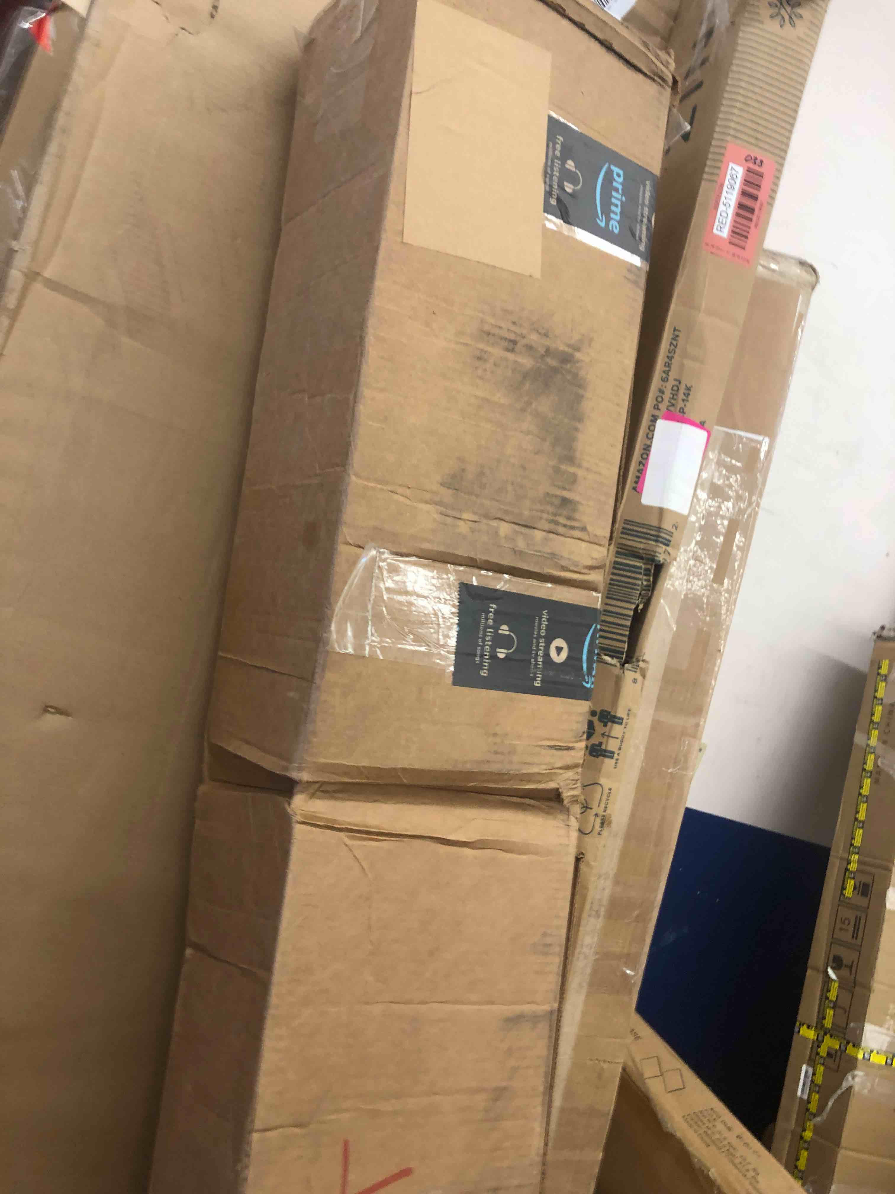https://s3.amazonaws.com/lotting-images-prod/phillipi/RED5119072_1705333196704.jpeg