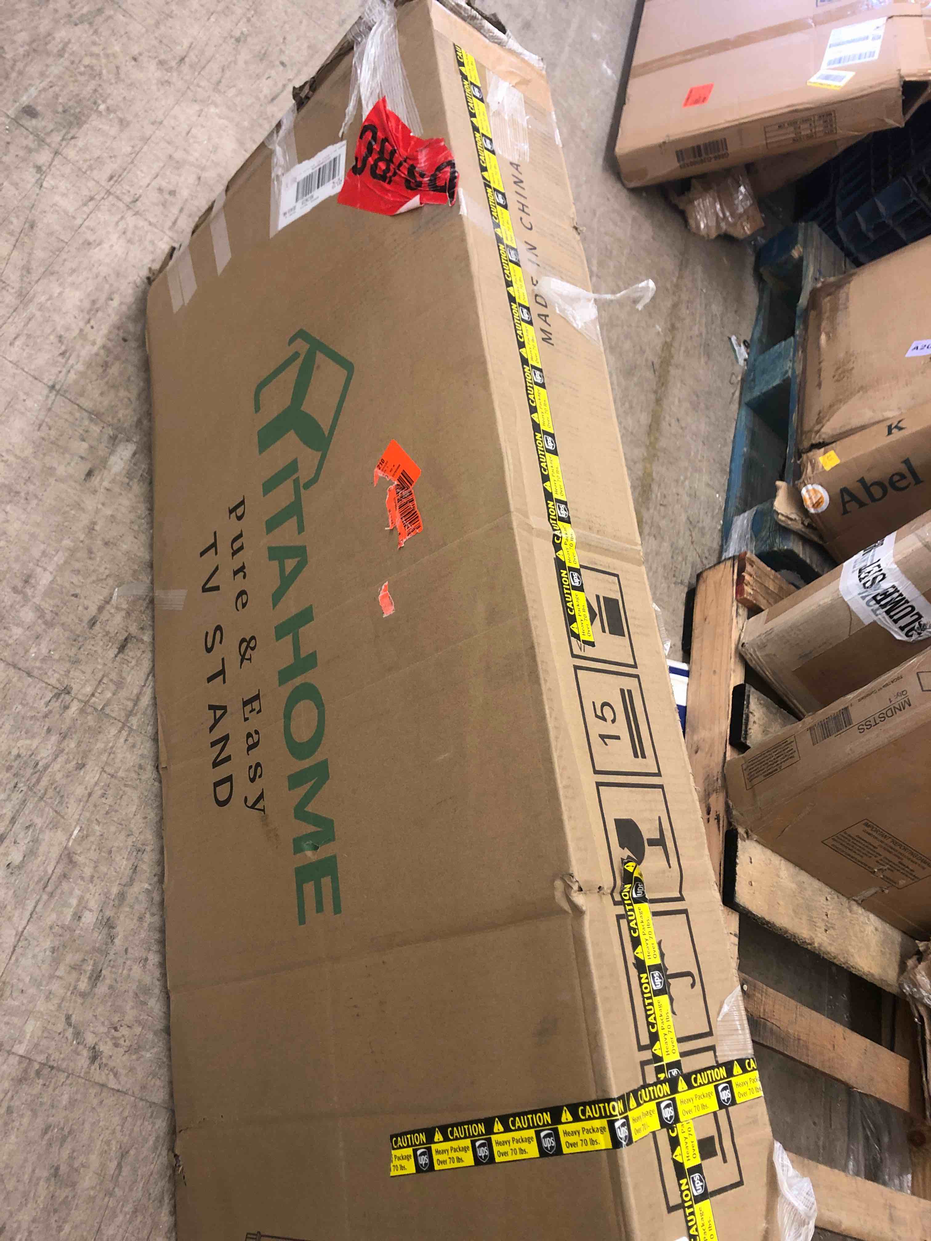 https://s3.amazonaws.com/lotting-images-prod/phillipi/RED5119074_1705333905453.jpeg