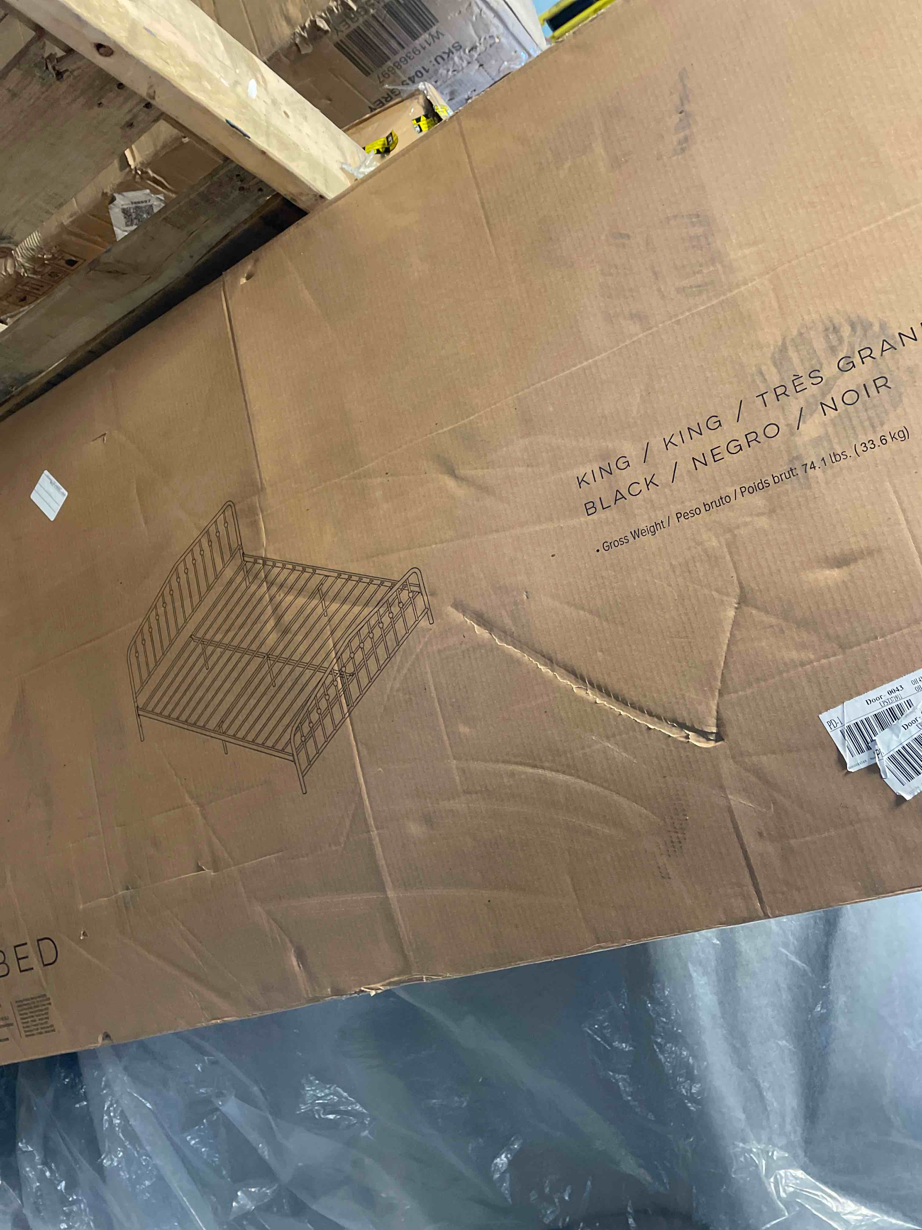 https://s3.amazonaws.com/lotting-images-prod/phillipi/RED5119954_1699892591154.jpeg