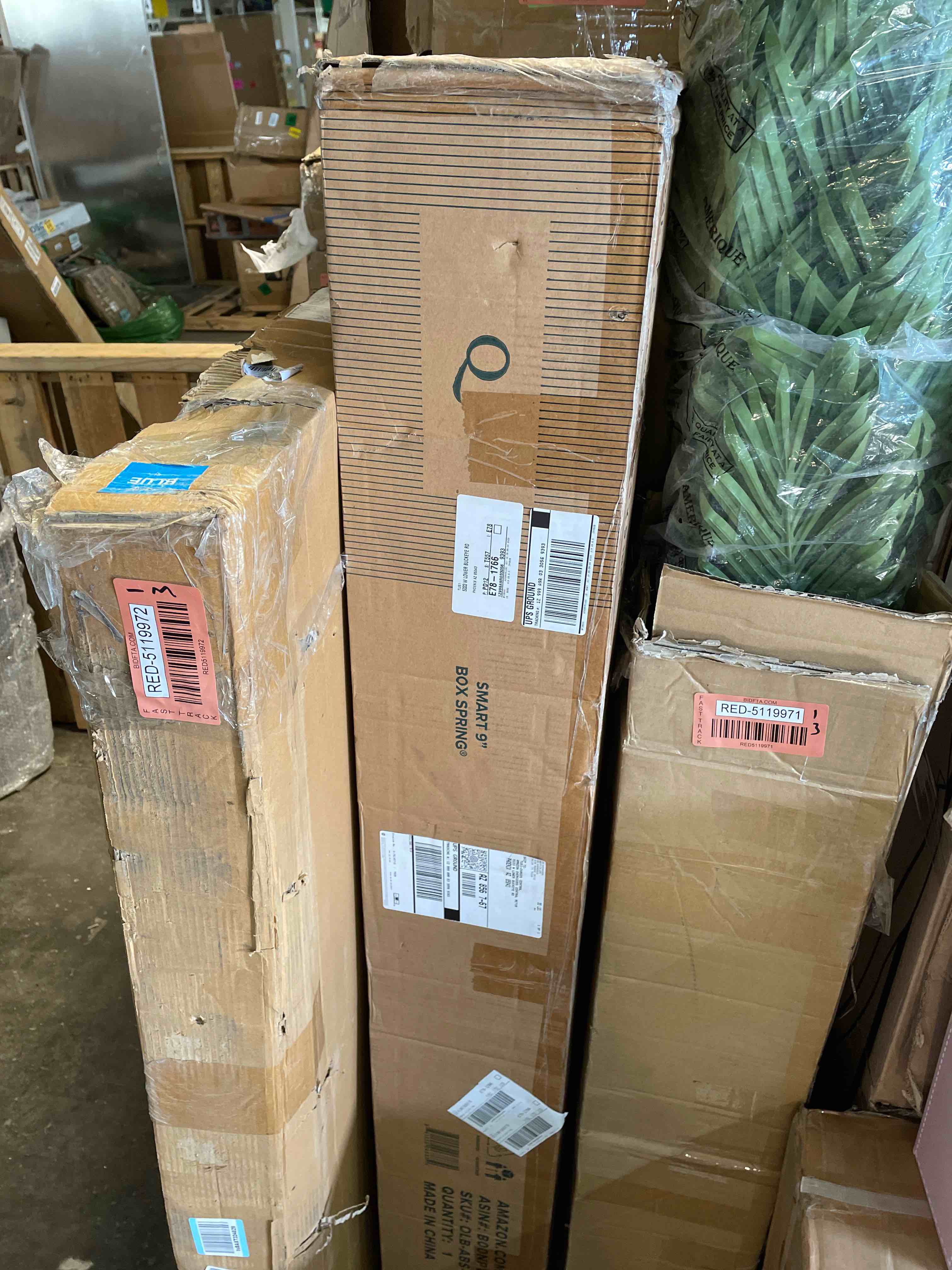 https://s3.amazonaws.com/lotting-images-prod/phillipi/RED5119977_1699896179449.jpeg