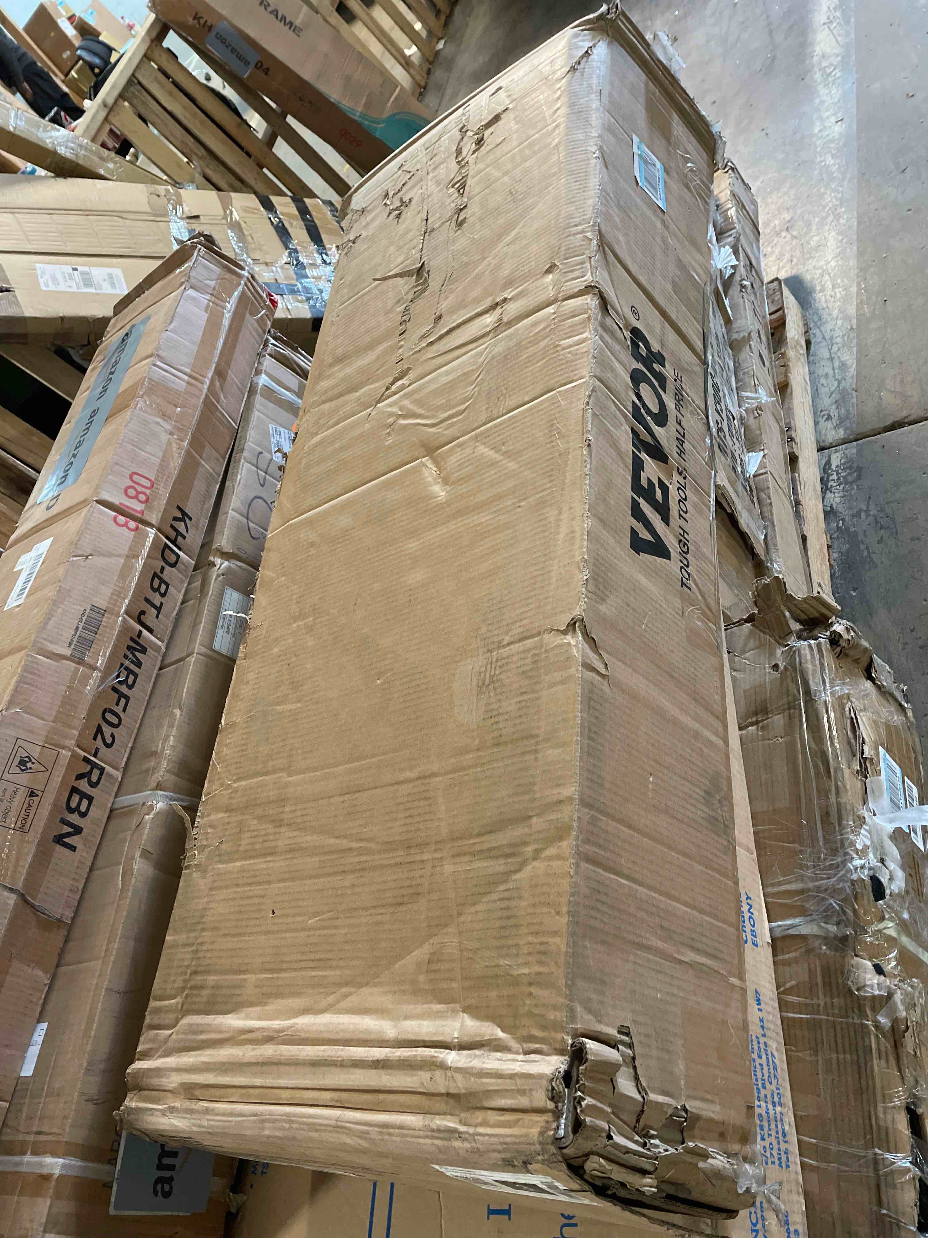 https://s3.amazonaws.com/lotting-images-prod/phillipi/RED5119989_1699897949373.jpeg