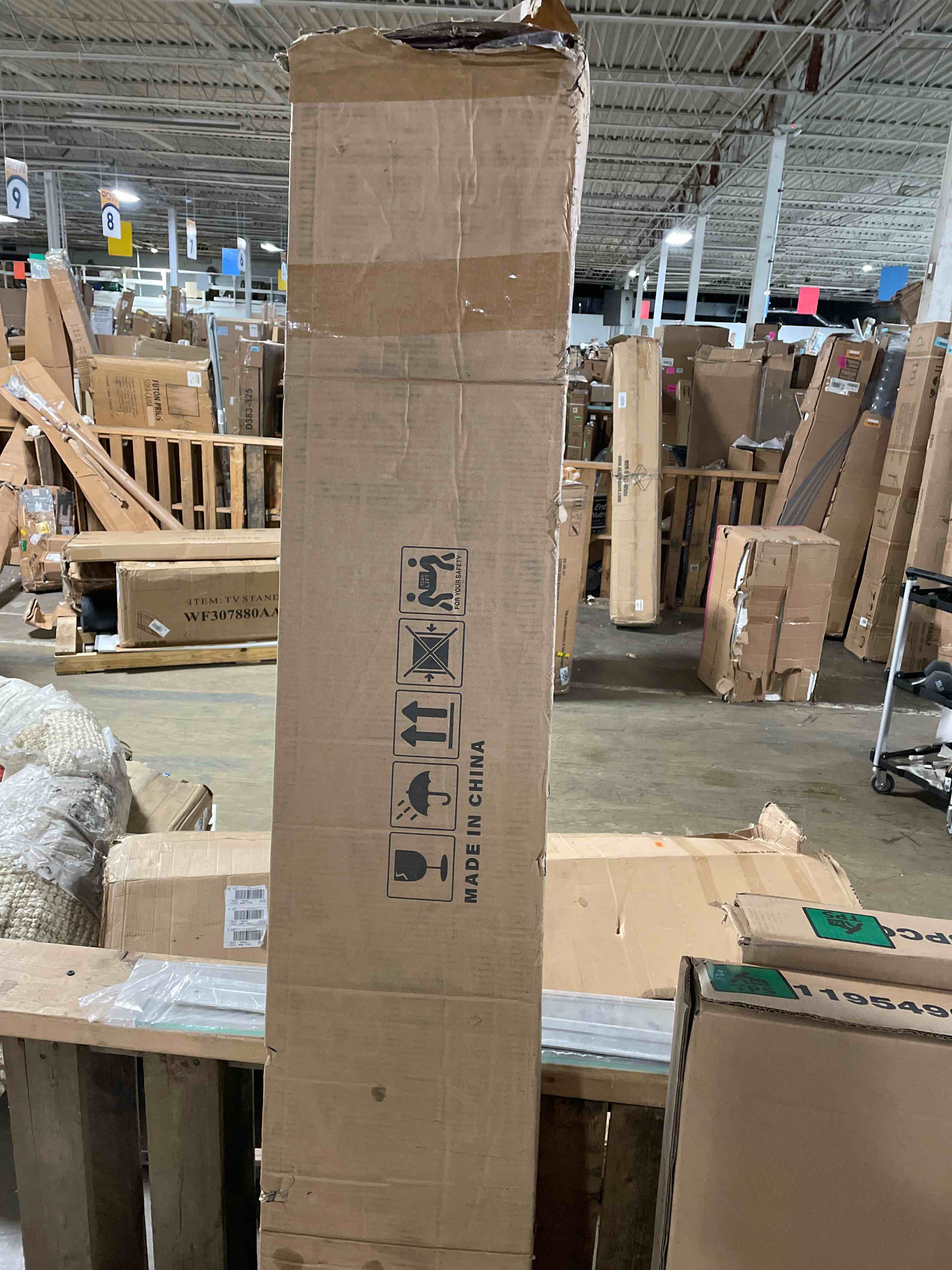 https://s3.amazonaws.com/lotting-images-prod/phillipi/RED5120037_1699984587629.jpeg