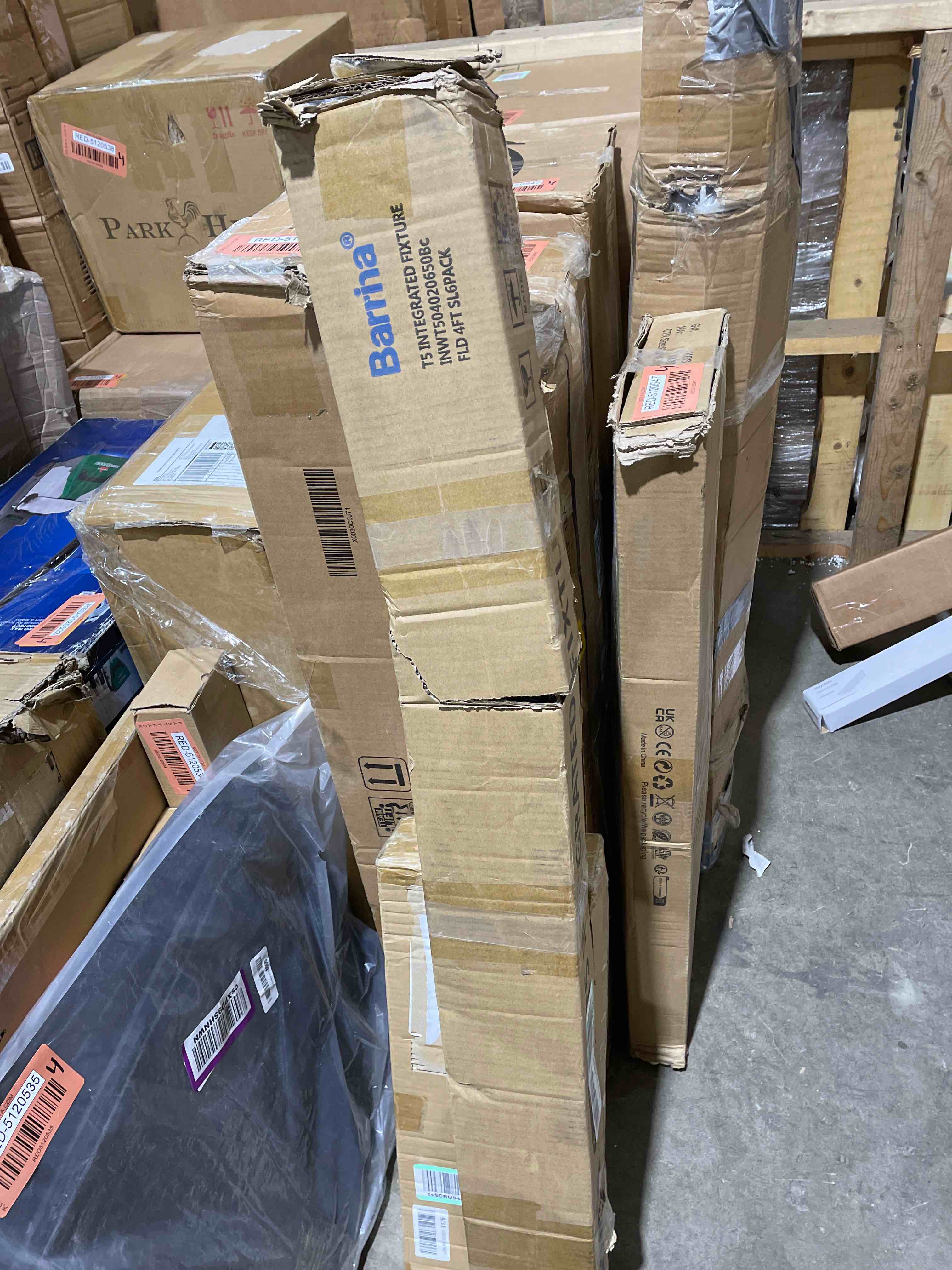 https://s3.amazonaws.com/lotting-images-prod/phillipi/RED5120549_1700511354686.jpeg
