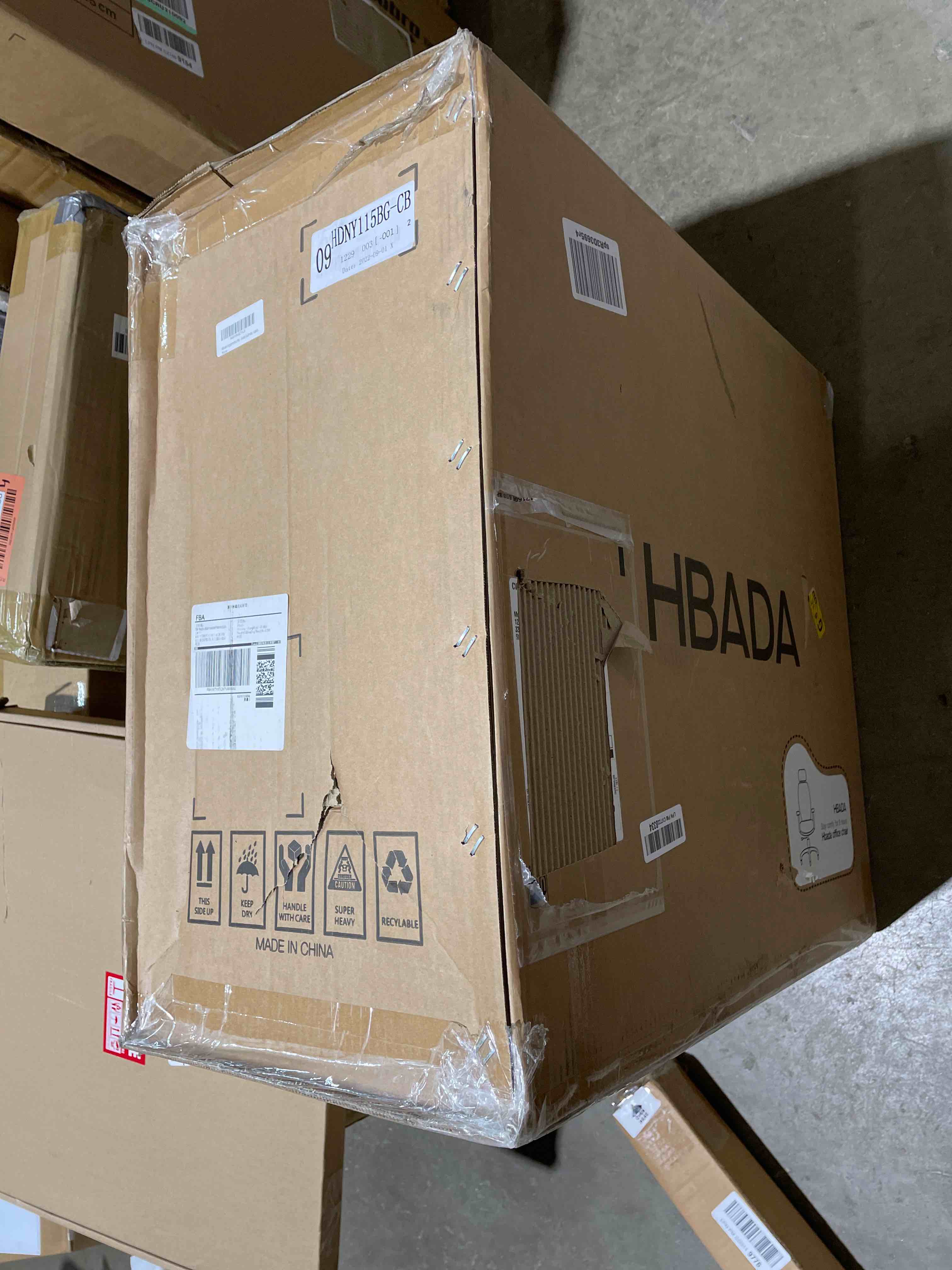 https://s3.amazonaws.com/lotting-images-prod/phillipi/RED5120565_1700513579920.jpeg