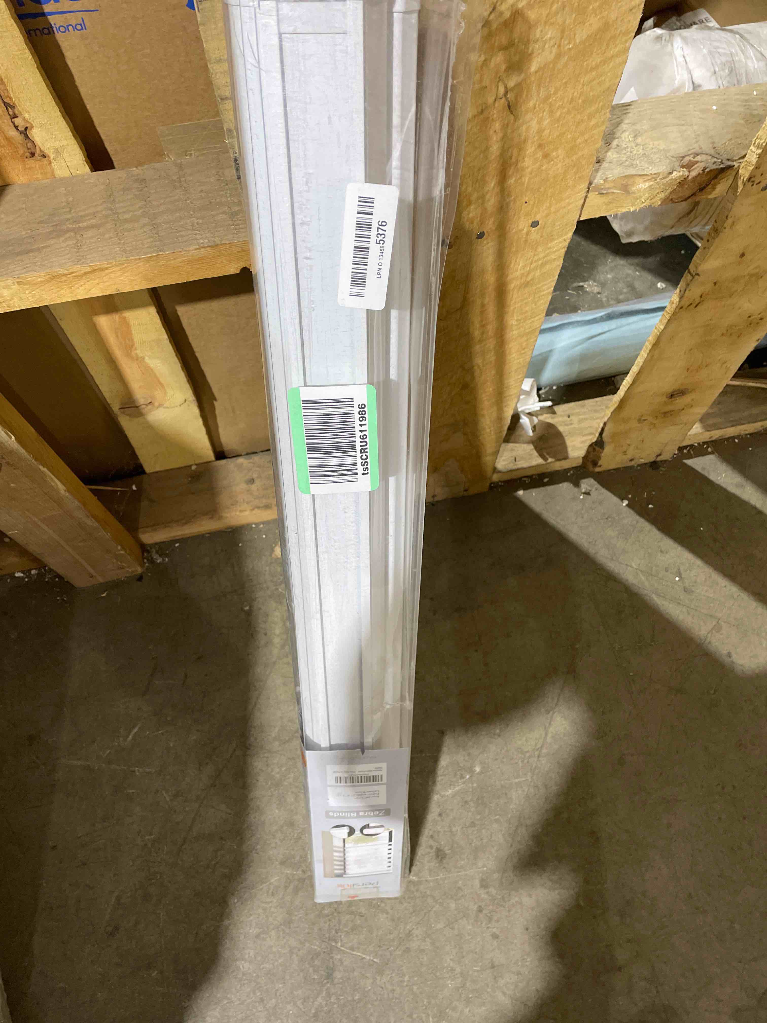https://s3.amazonaws.com/lotting-images-prod/phillipi/RED5120575_1700516014124.jpeg