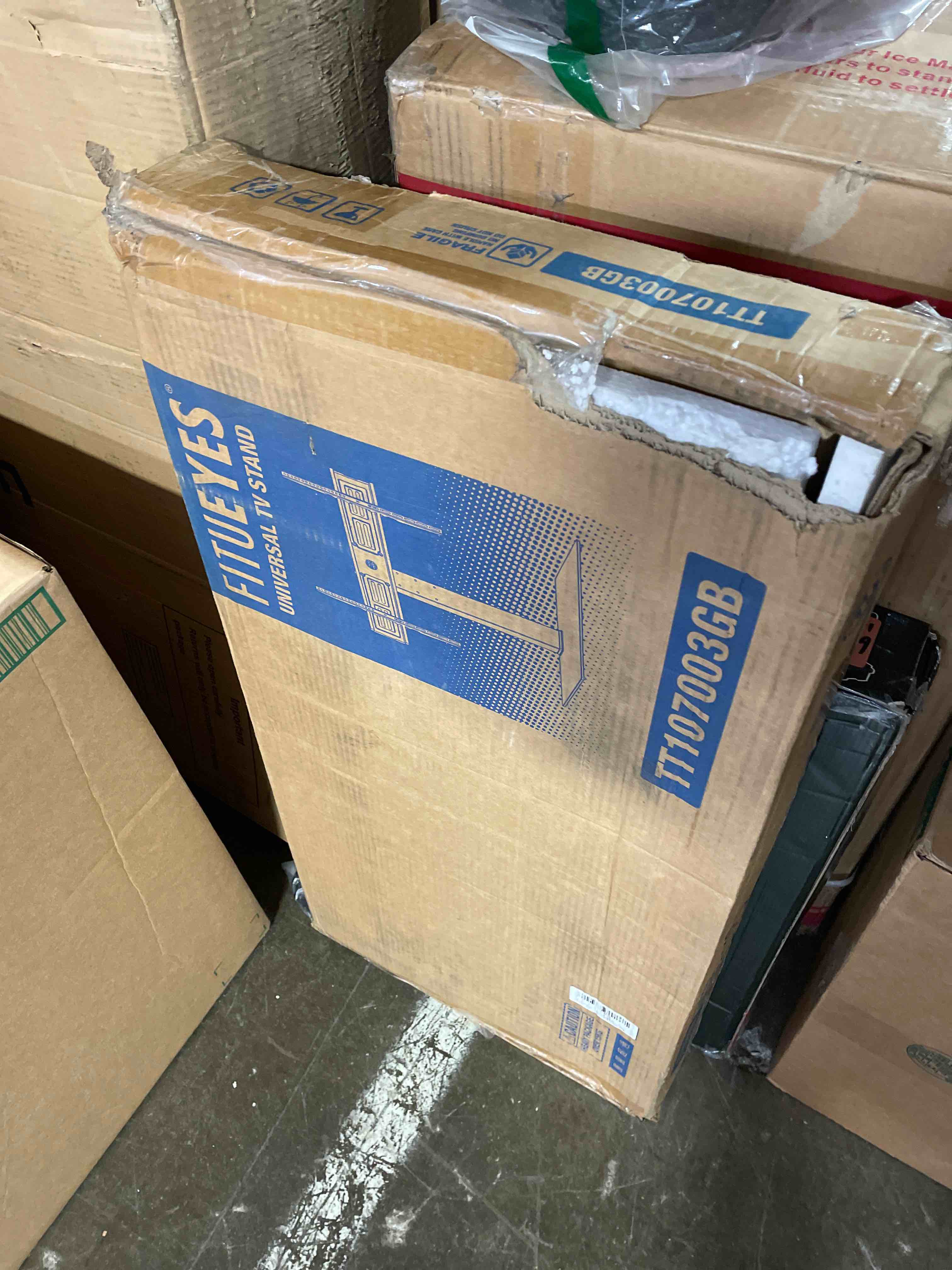 https://s3.amazonaws.com/lotting-images-prod/phillipi/RED5121312_1701475249528.jpeg