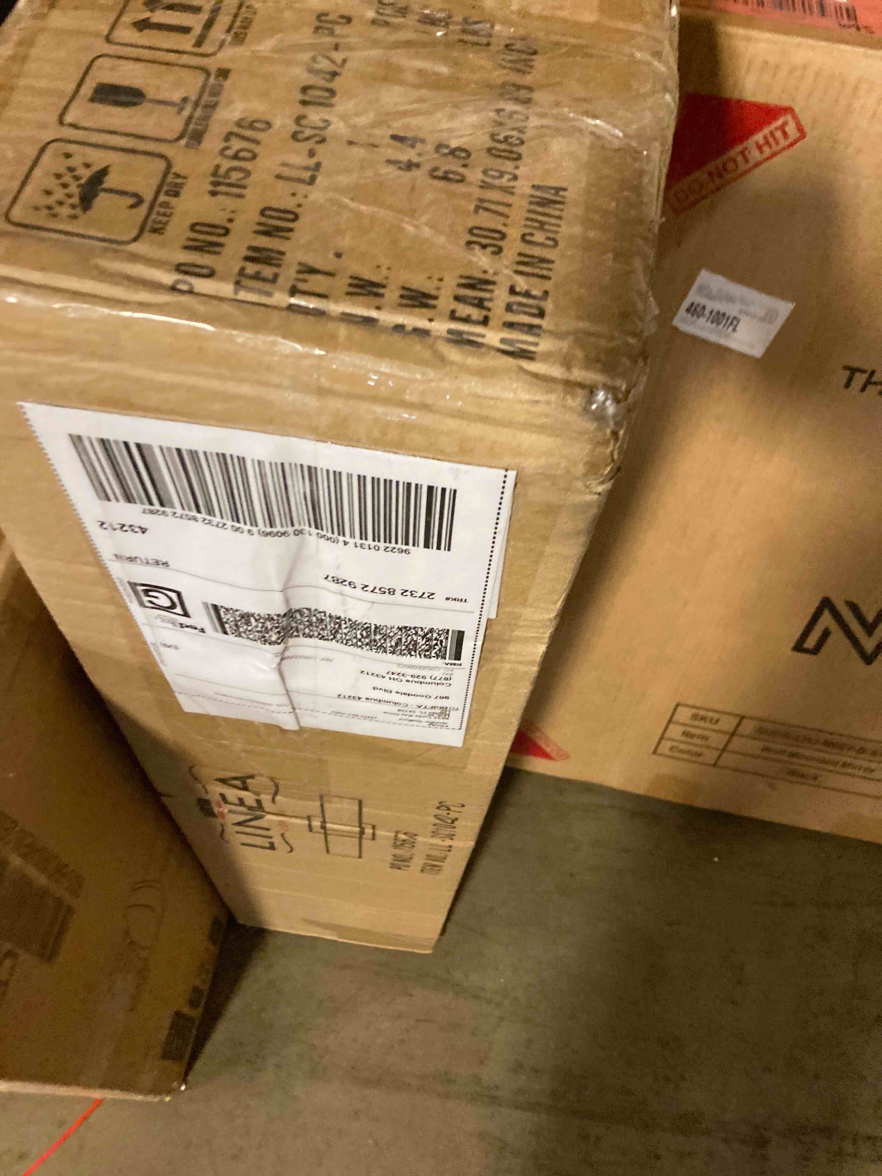 https://s3.amazonaws.com/lotting-images-prod/phillipi/RED5121800_1713802266063.jpeg