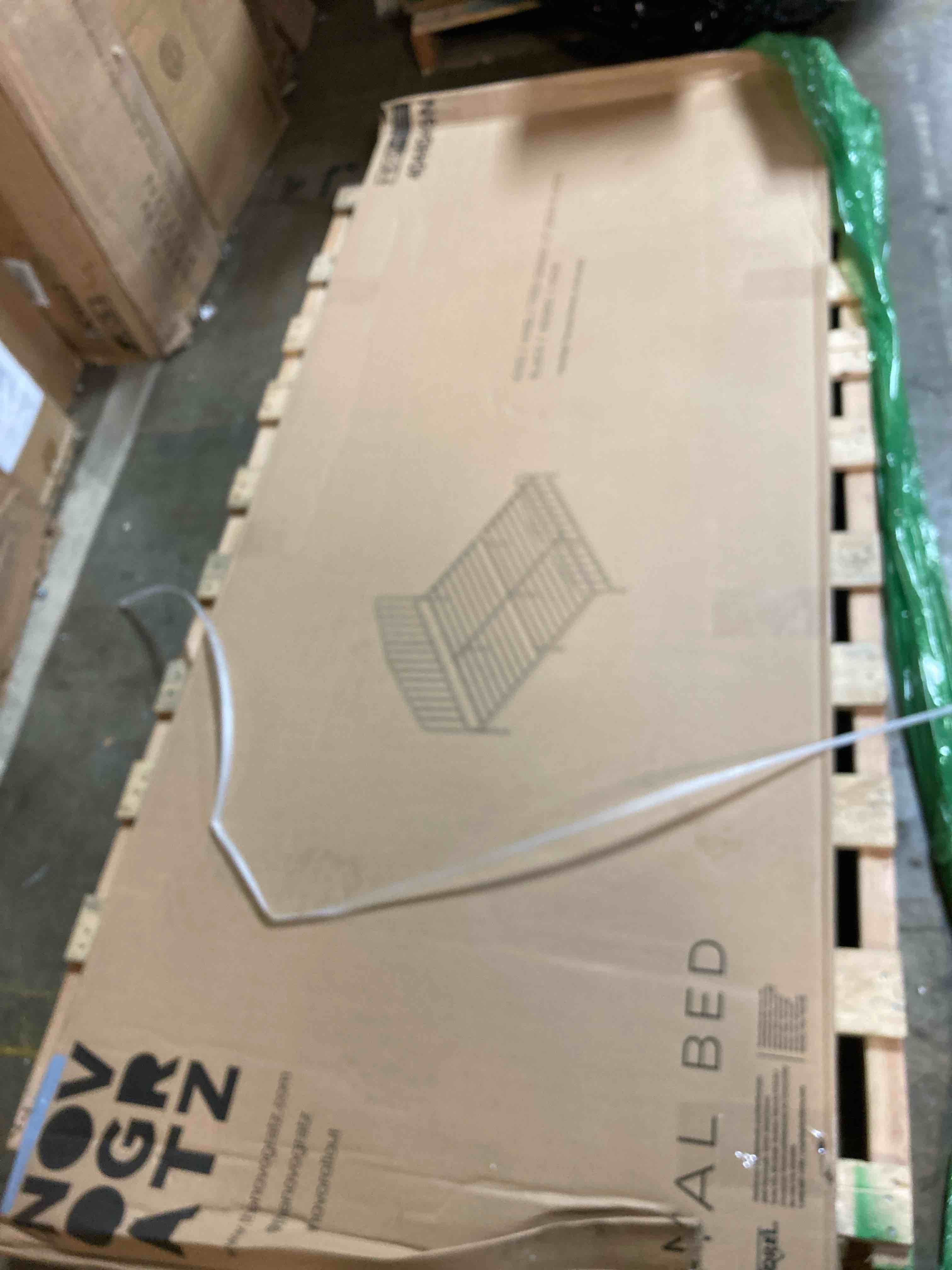 https://s3.amazonaws.com/lotting-images-prod/phillipi/RED5122256_1715103503463.jpeg