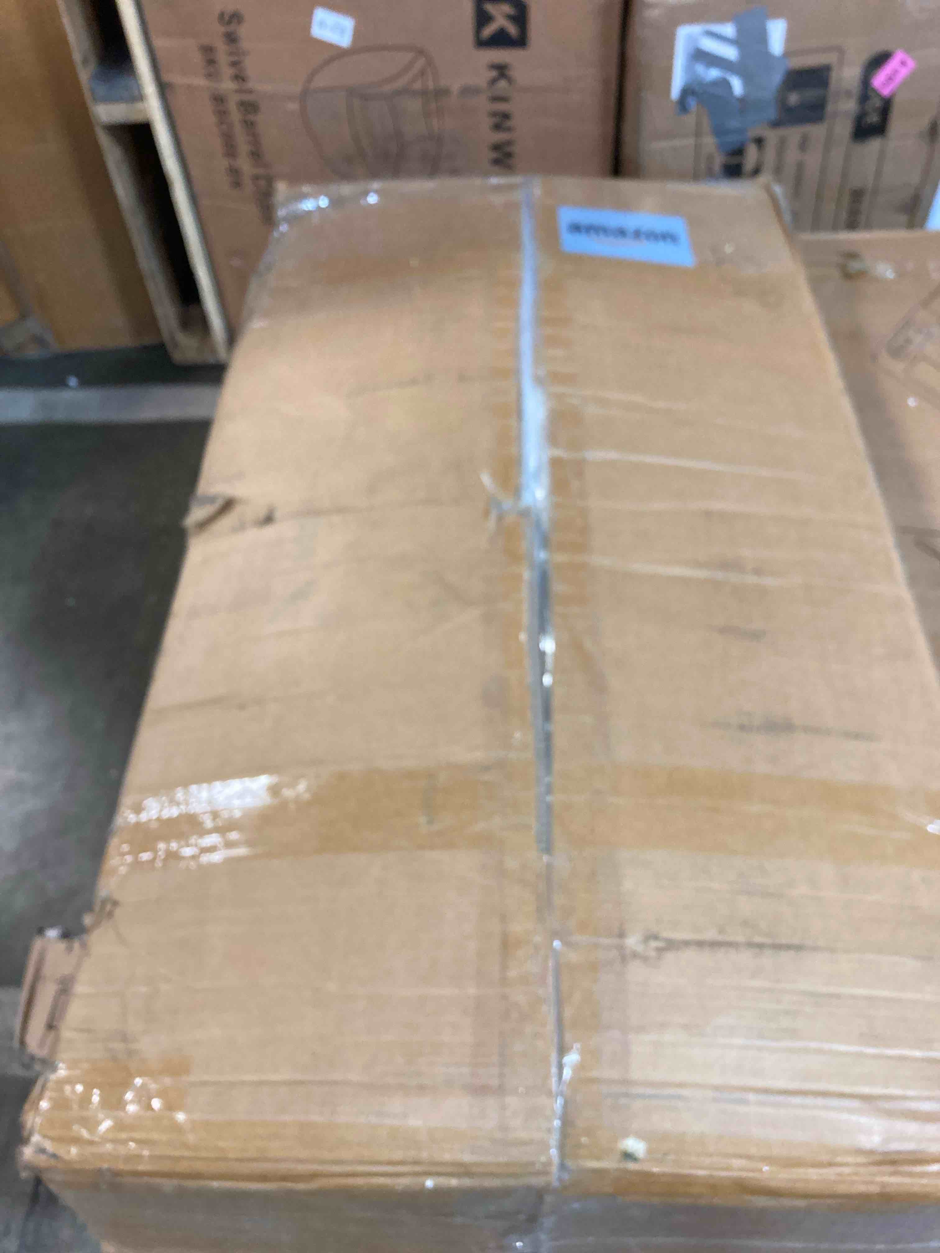 https://s3.amazonaws.com/lotting-images-prod/phillipi/RED5122261_1715102789993.jpeg