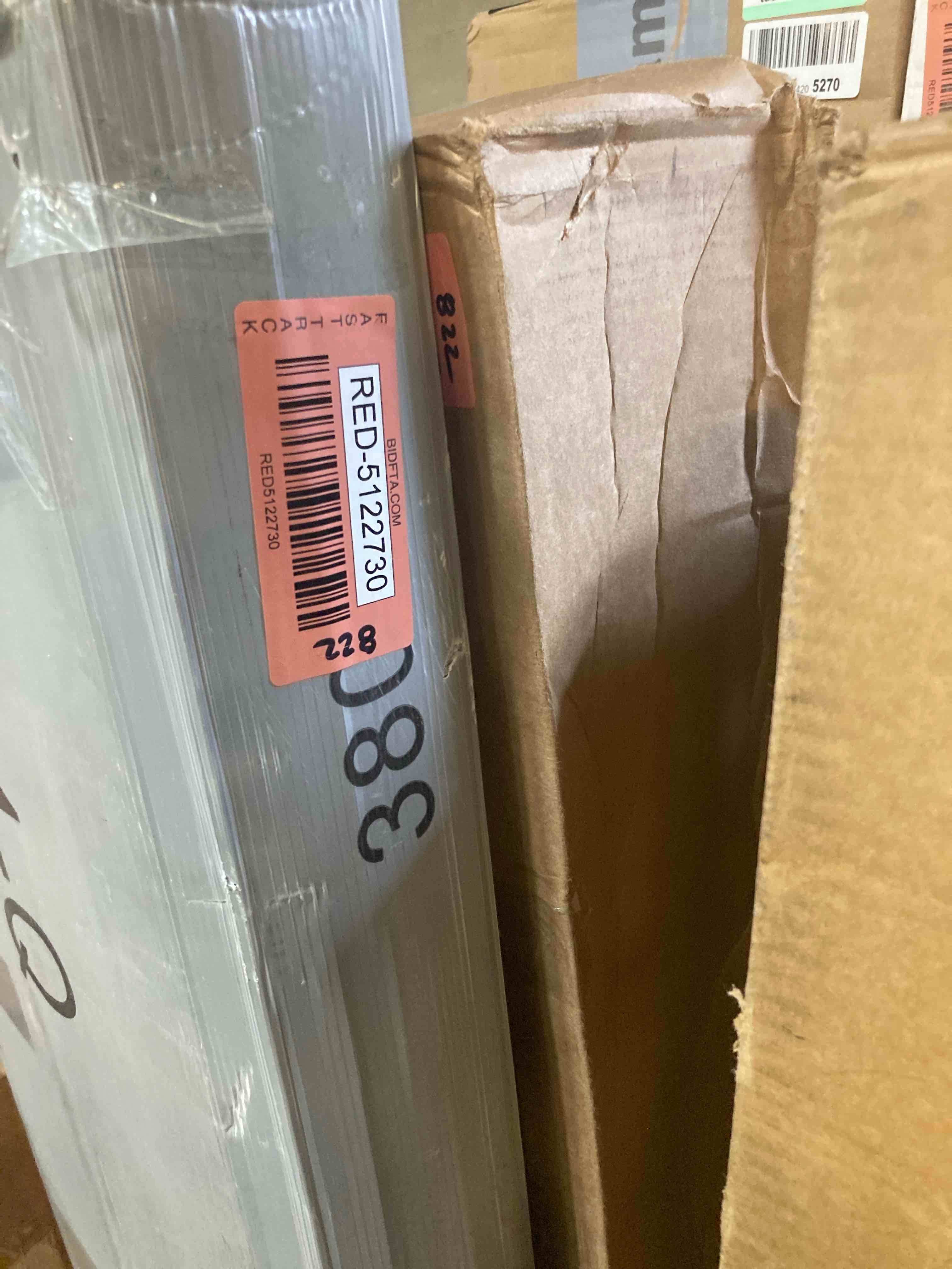 https://s3.amazonaws.com/lotting-images-prod/phillipi/RED5122730_1716225415395.jpeg