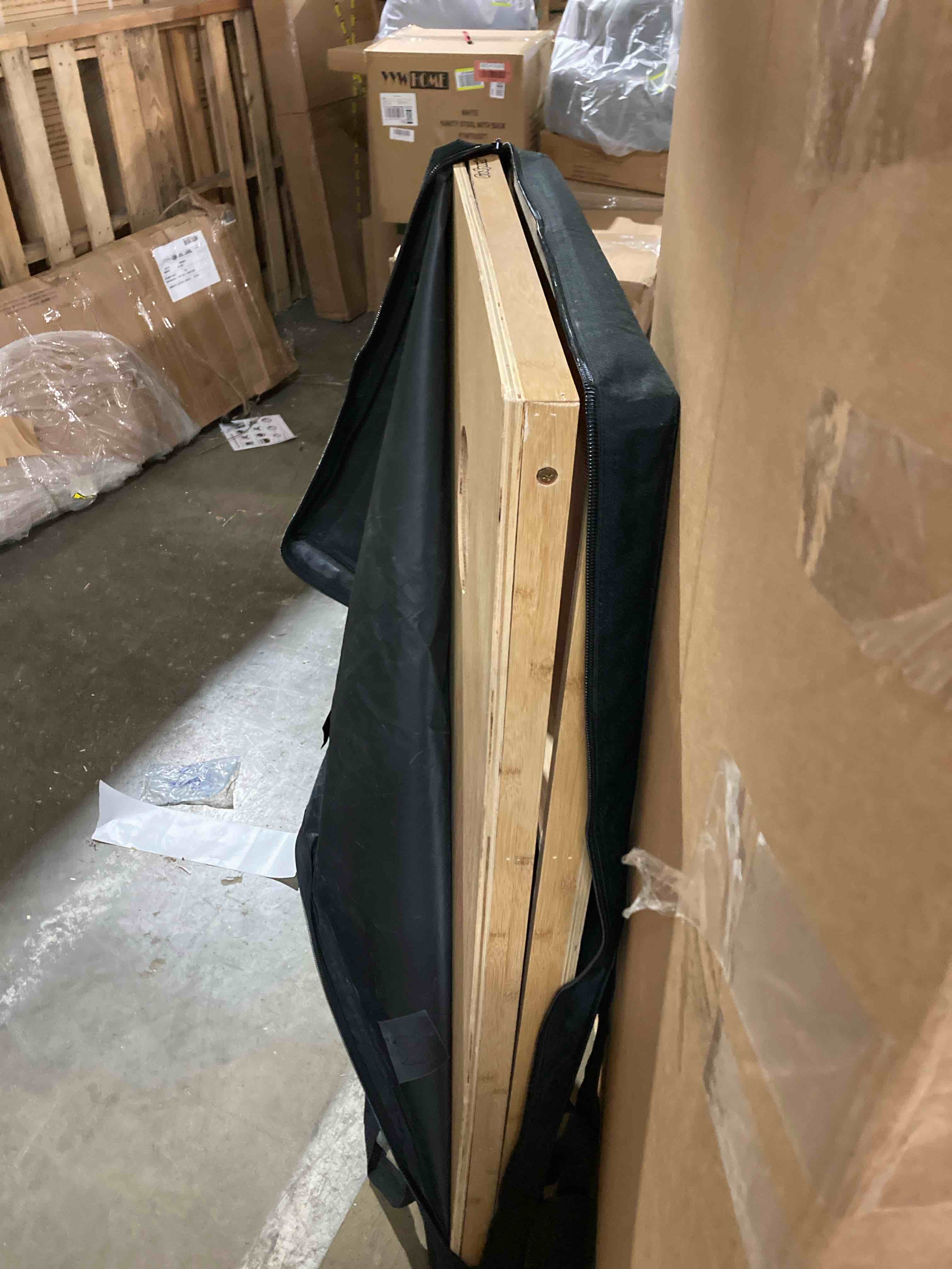 https://s3.amazonaws.com/lotting-images-prod/phillipi/RED5125204_1702502019362.jpeg