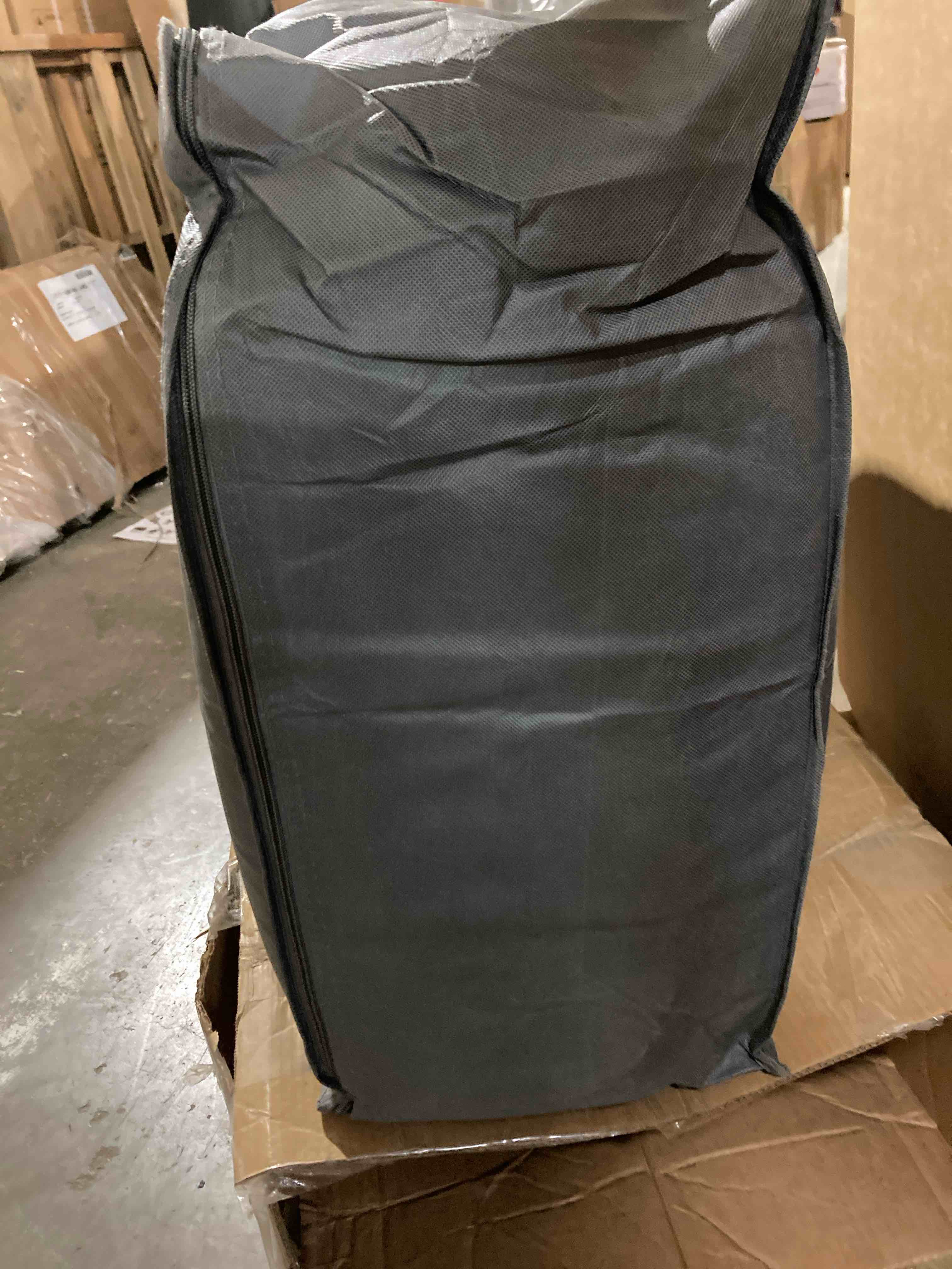 https://s3.amazonaws.com/lotting-images-prod/phillipi/RED5125206_1702502853736.jpeg