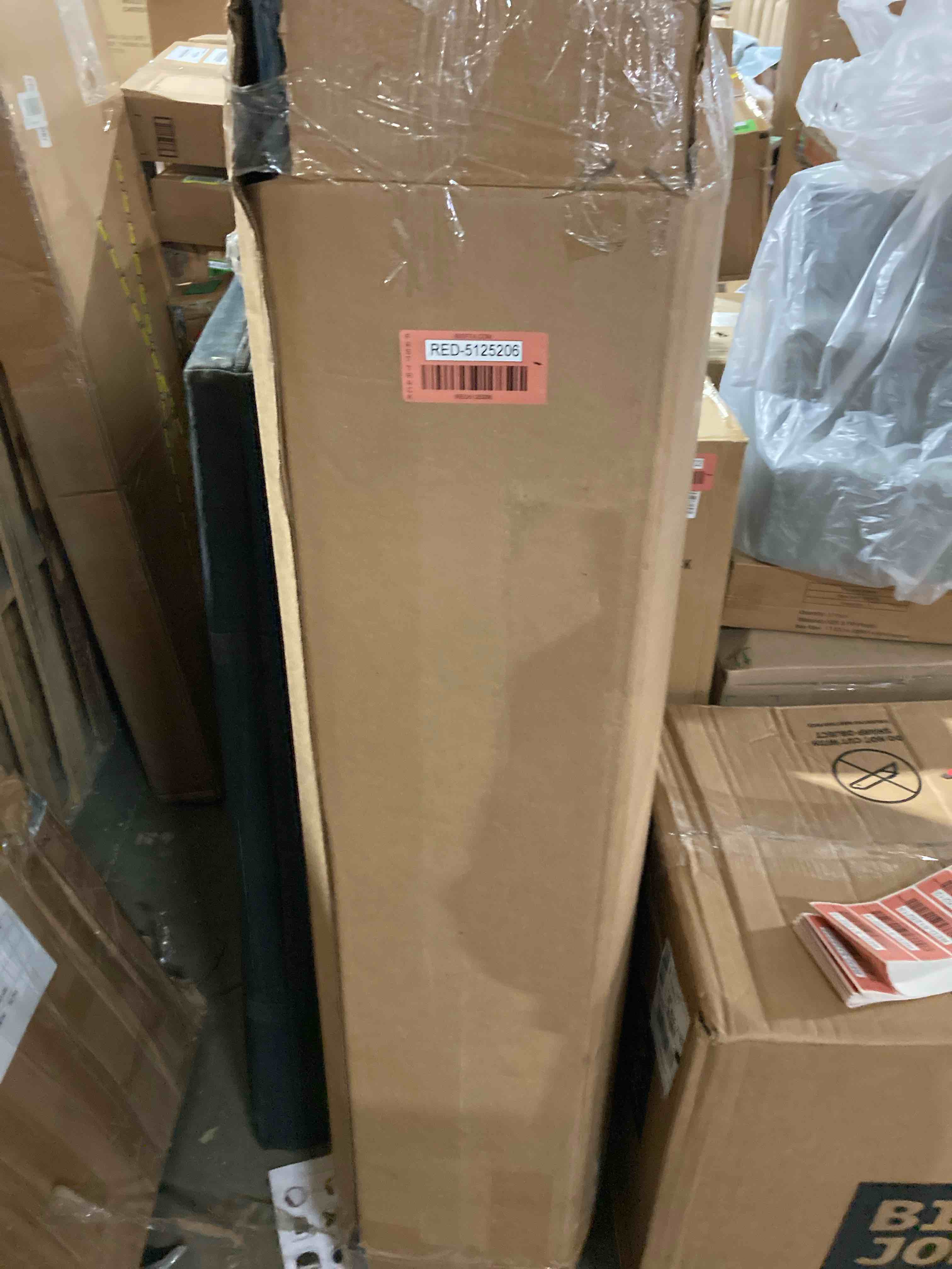 https://s3.amazonaws.com/lotting-images-prod/phillipi/RED5125206_1702503267608.jpeg