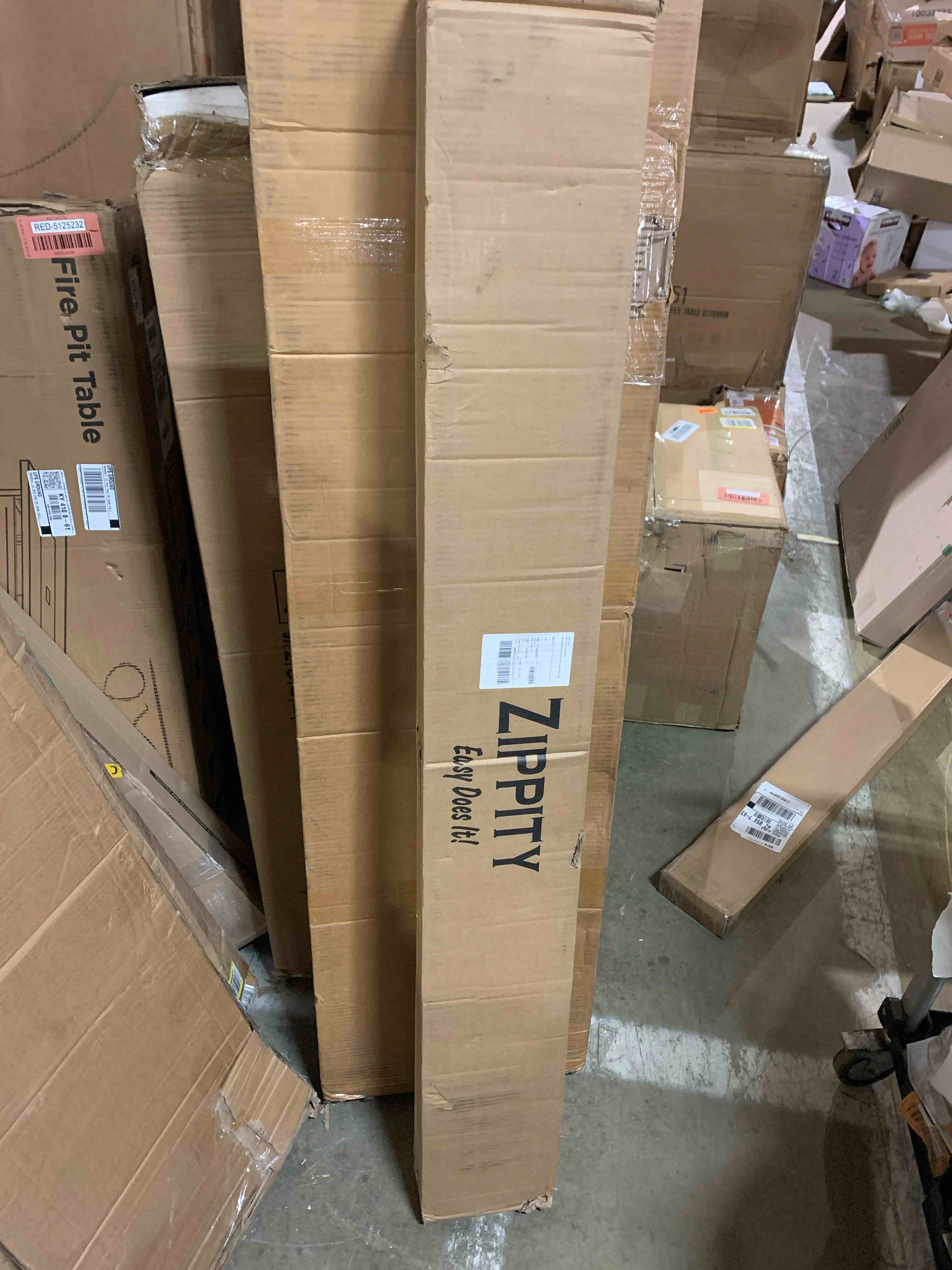 https://s3.amazonaws.com/lotting-images-prod/phillipi/RED5125238_1702586995315.jpeg