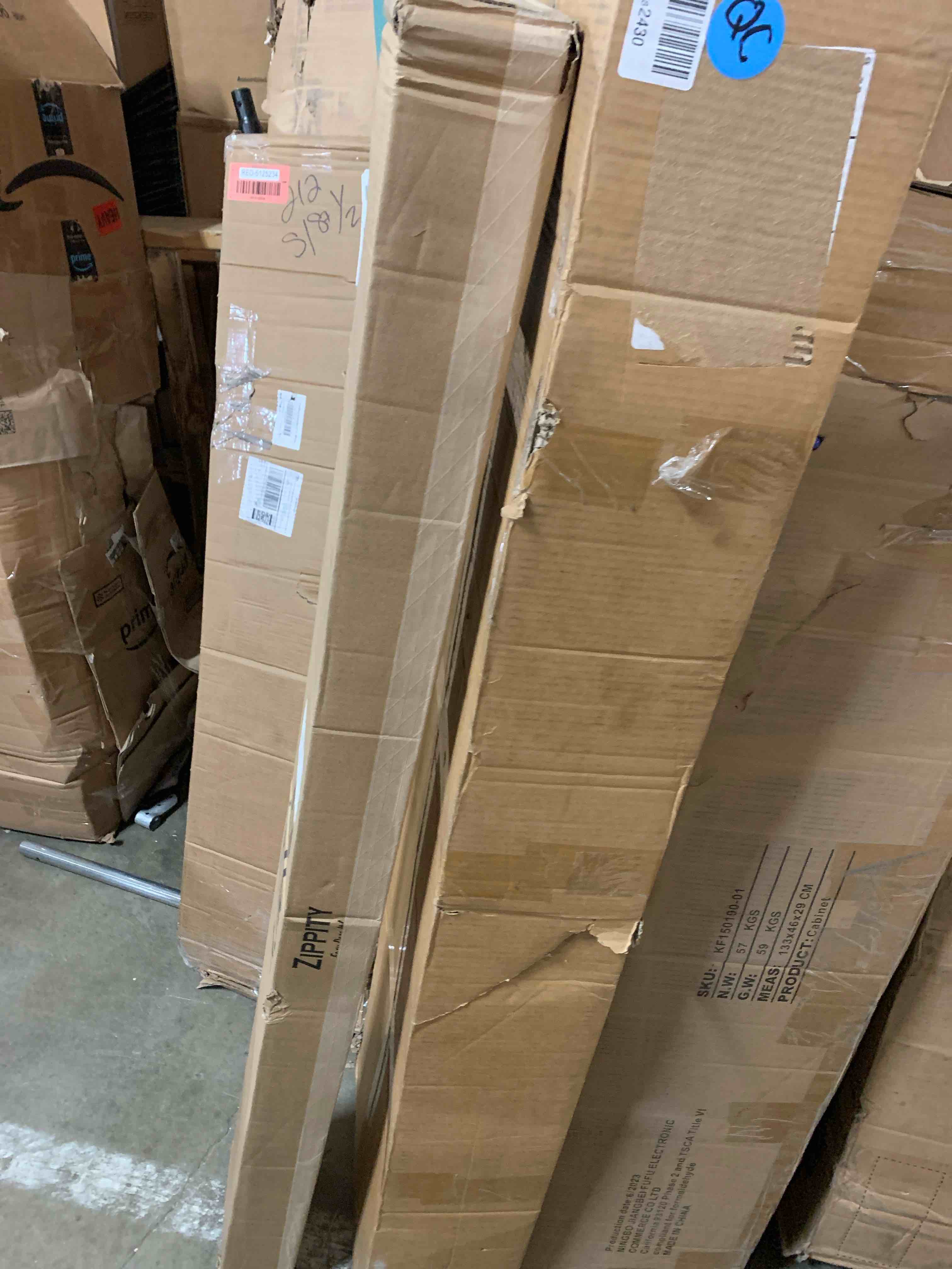 https://s3.amazonaws.com/lotting-images-prod/phillipi/RED5125238_1702587006249.jpeg