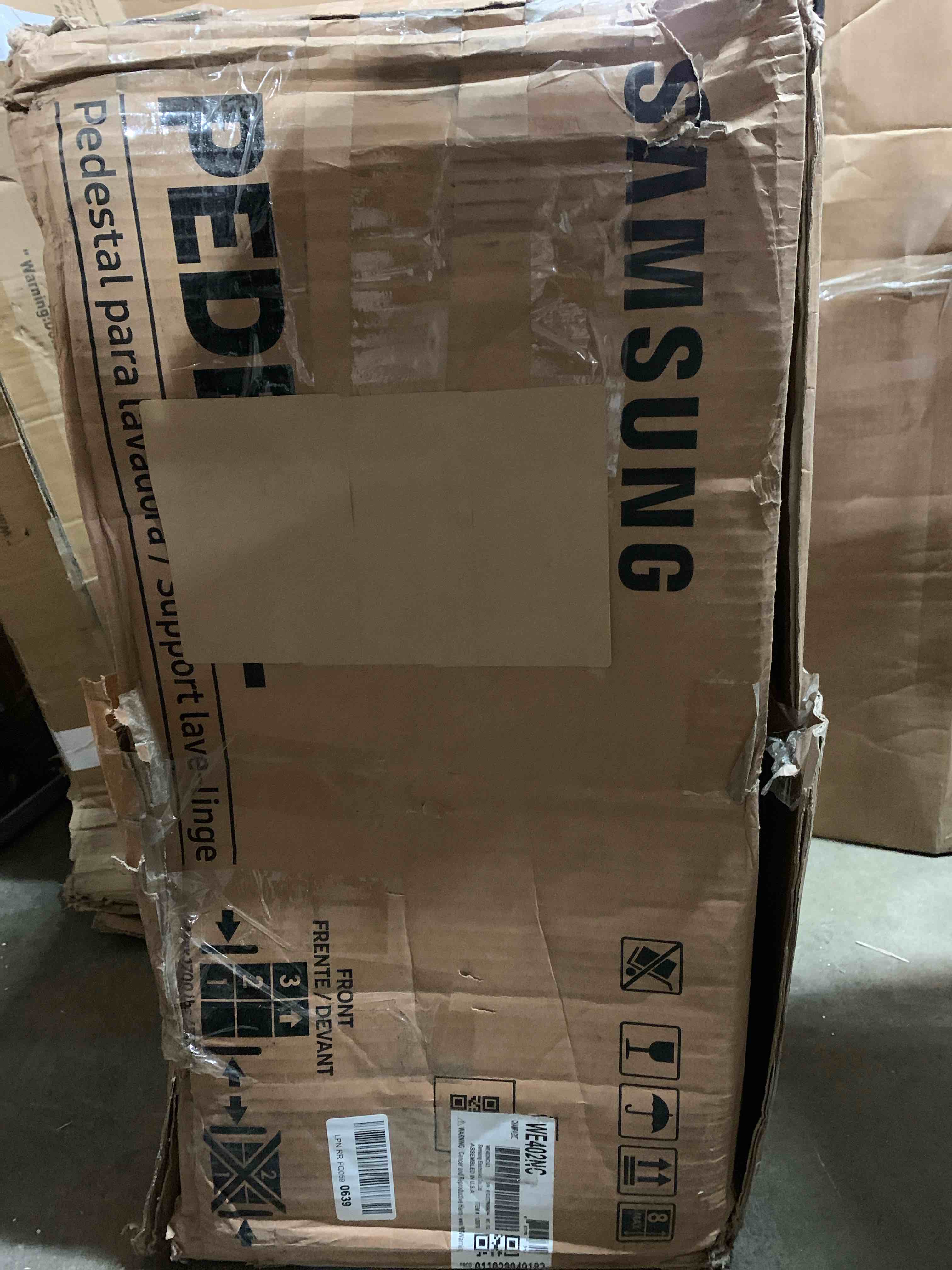https://s3.amazonaws.com/lotting-images-prod/phillipi/RED5125249_1702590700871.jpeg