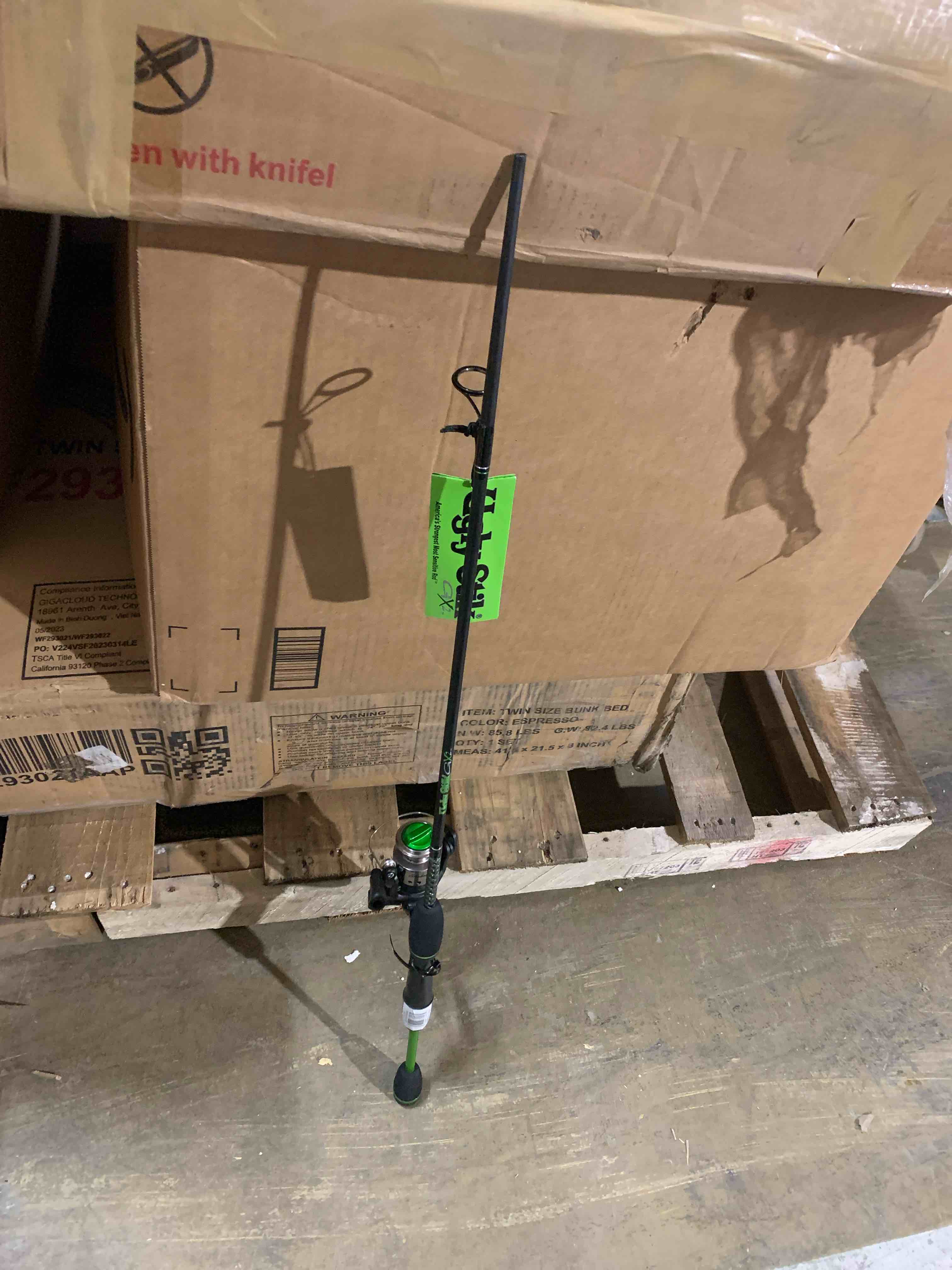 https://s3.amazonaws.com/lotting-images-prod/phillipi/RED5125257_1702659931543.jpeg