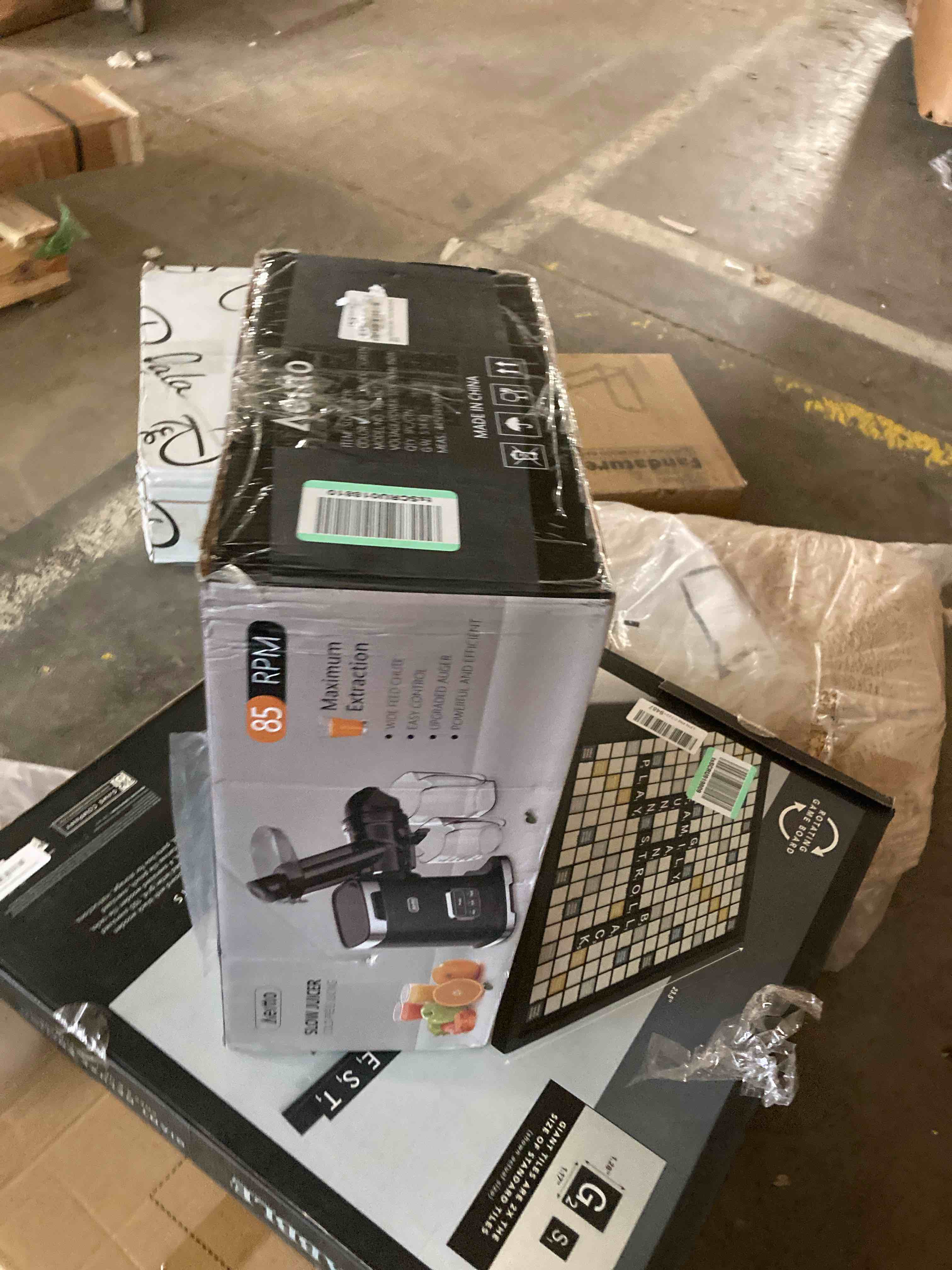 https://s3.amazonaws.com/lotting-images-prod/phillipi/RED5125517_1702921546636.jpeg