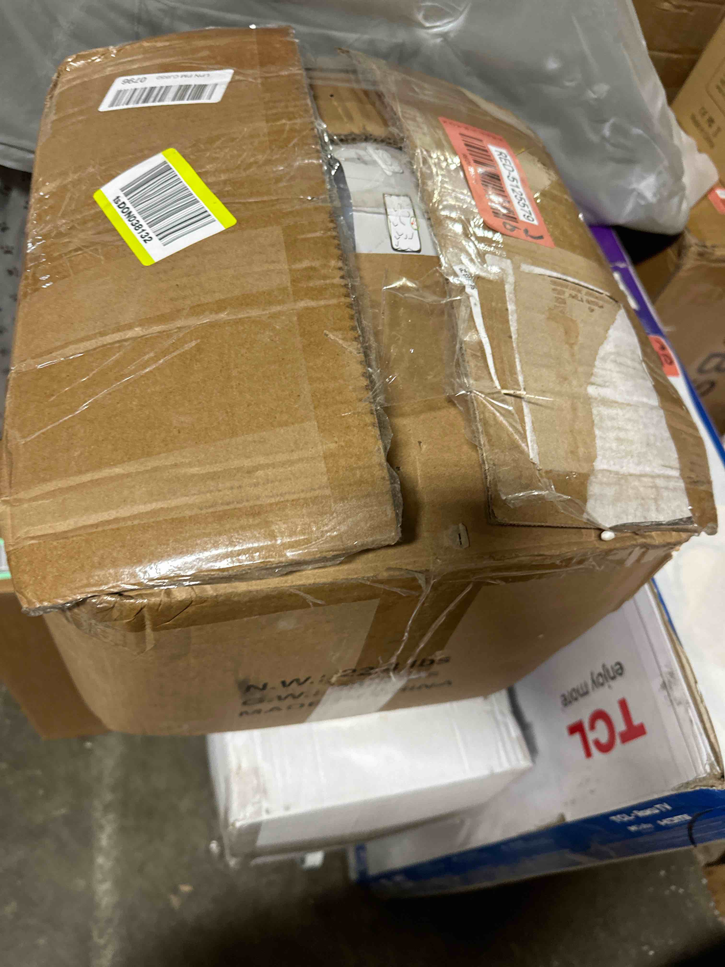 https://s3.amazonaws.com/lotting-images-prod/phillipi/RED5125579_1702921421202.jpeg