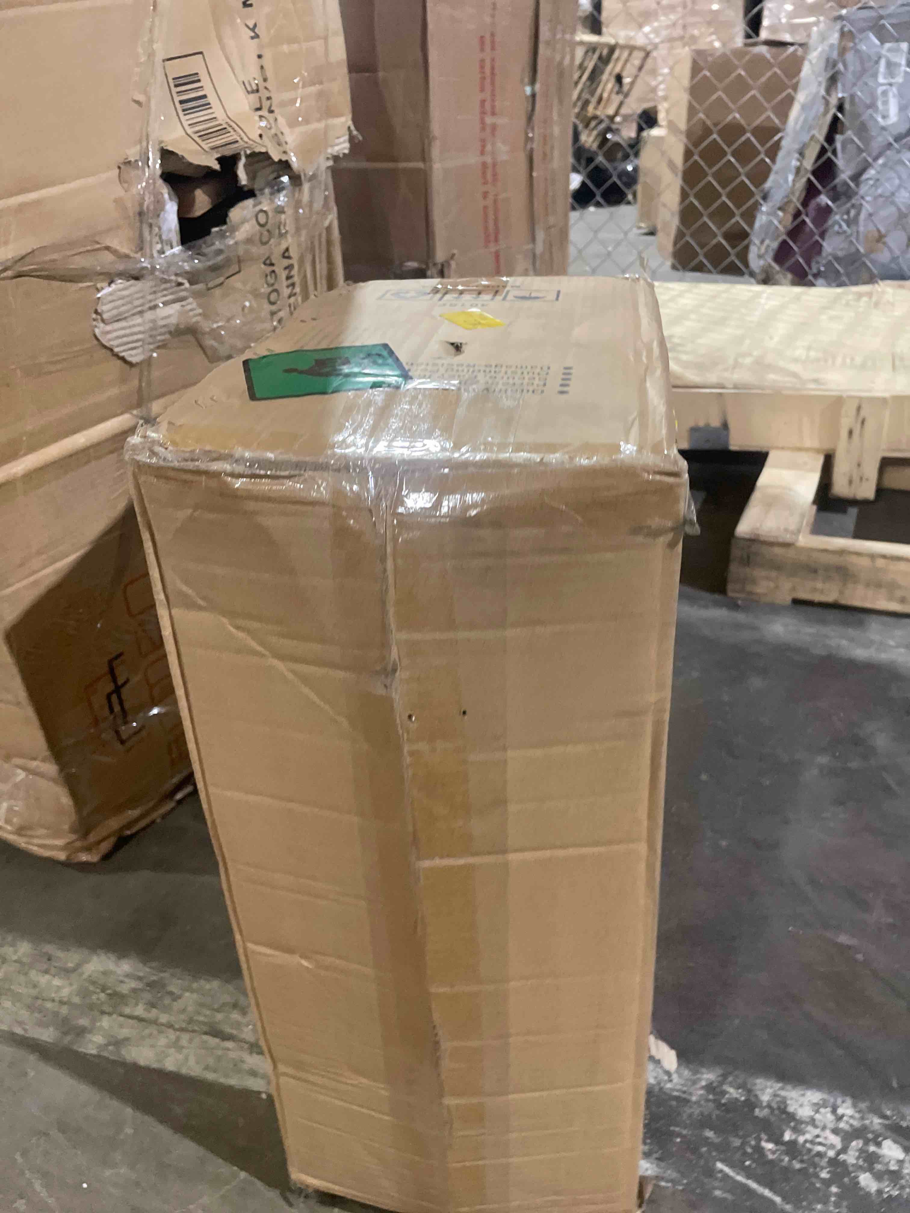 https://s3.amazonaws.com/lotting-images-prod/phillipi/RED5125923_1705076965986.jpeg