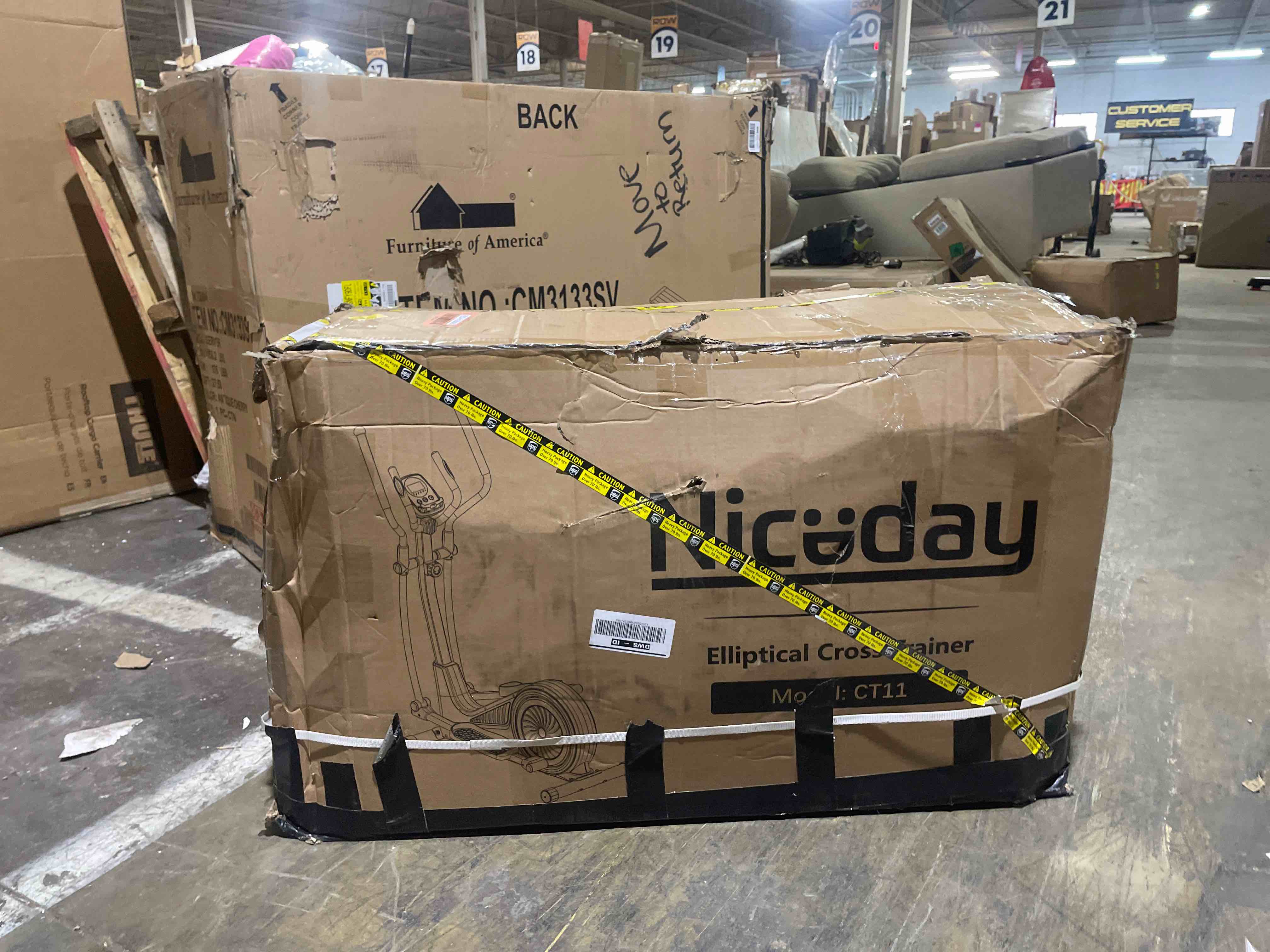 https://s3.amazonaws.com/lotting-images-prod/phillipi/RED5125927_1705079126252.jpeg