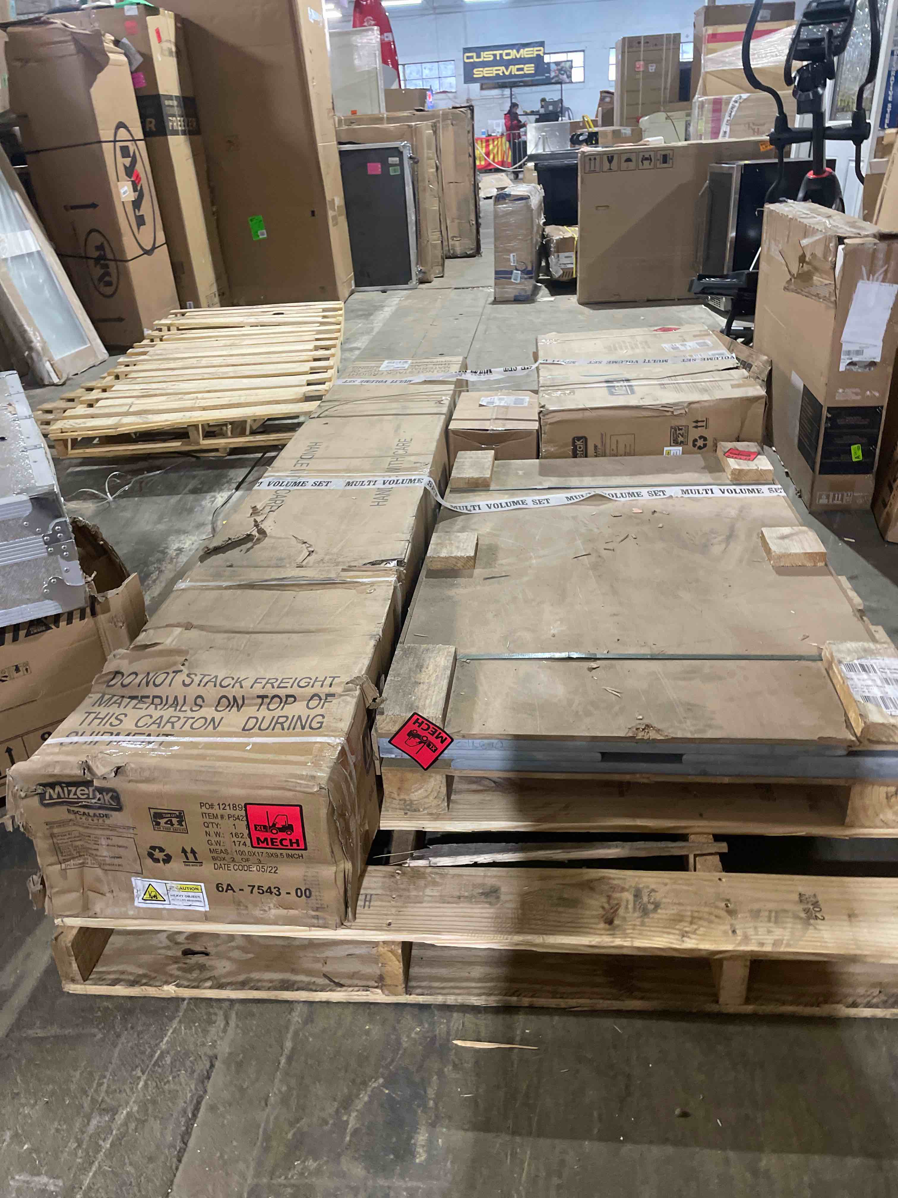 https://s3.amazonaws.com/lotting-images-prod/phillipi/RED5125936_1705095706960.jpeg