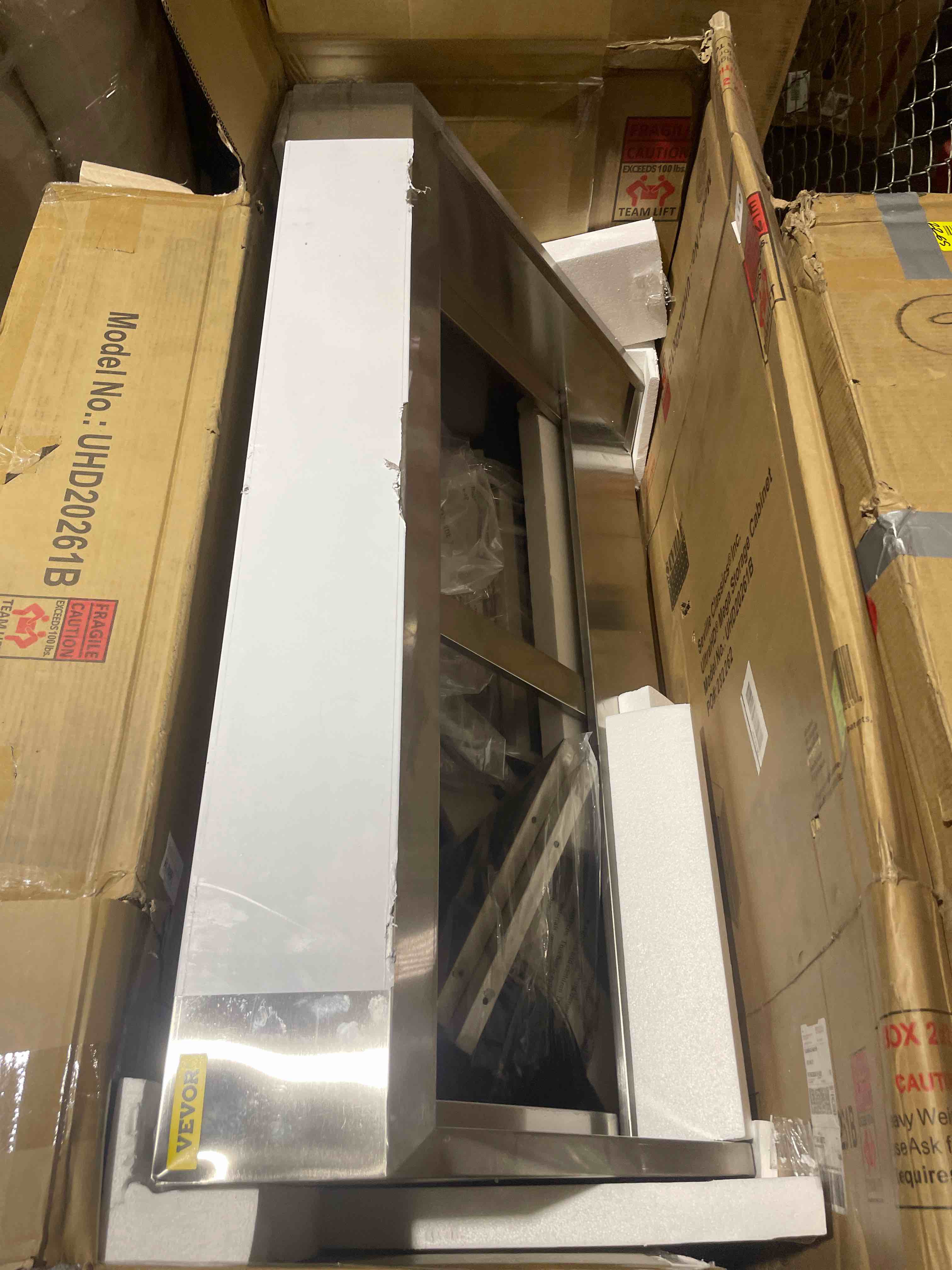 https://s3.amazonaws.com/lotting-images-prod/phillipi/RED5126961_1697131418822.jpeg