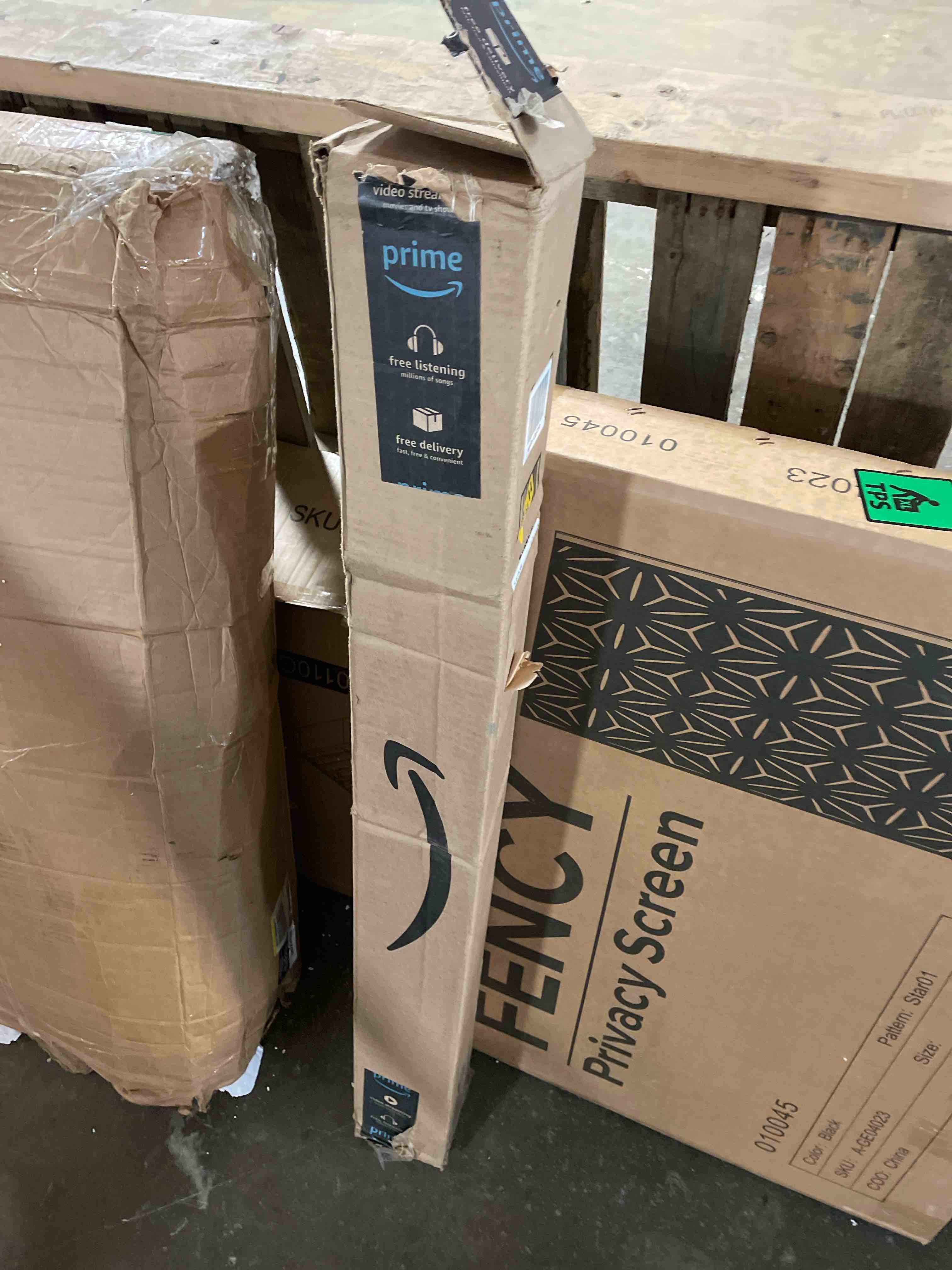 https://s3.amazonaws.com/lotting-images-prod/phillipi/RED5127483_1698175021690.jpeg