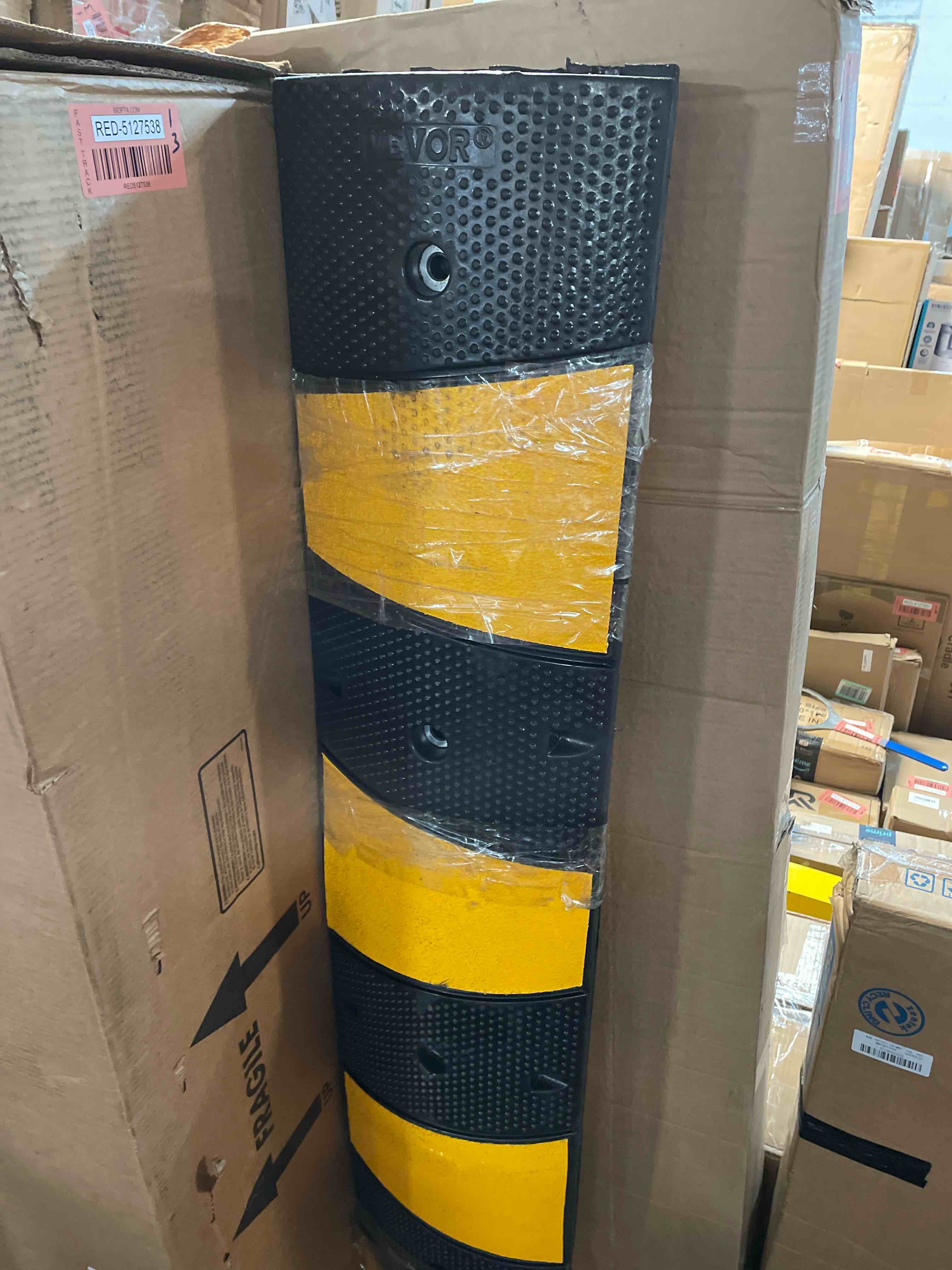https://s3.amazonaws.com/lotting-images-prod/phillipi/RED5127542_1698250709150.jpeg