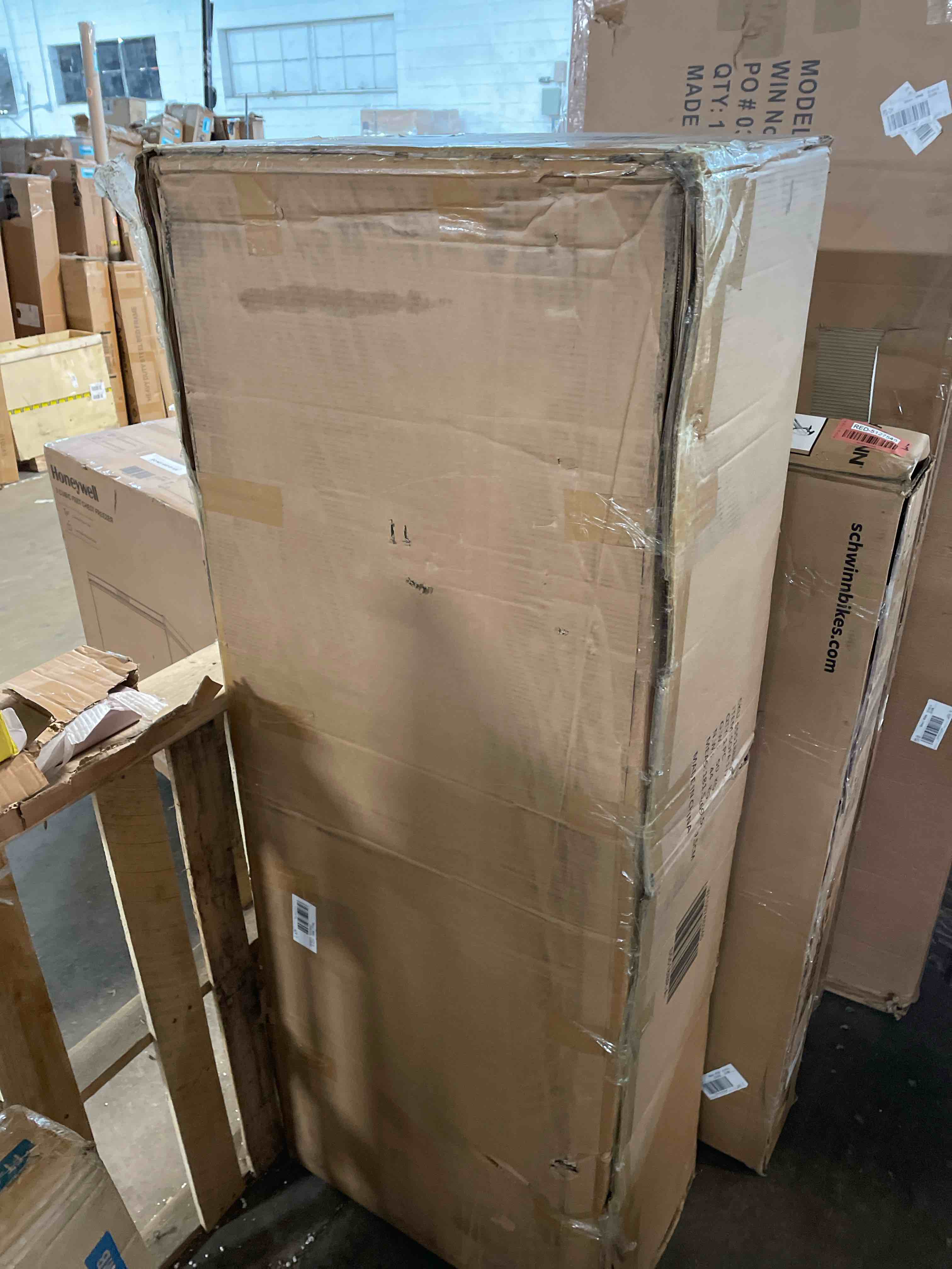 https://s3.amazonaws.com/lotting-images-prod/phillipi/RED5127547_1698251424232.jpeg