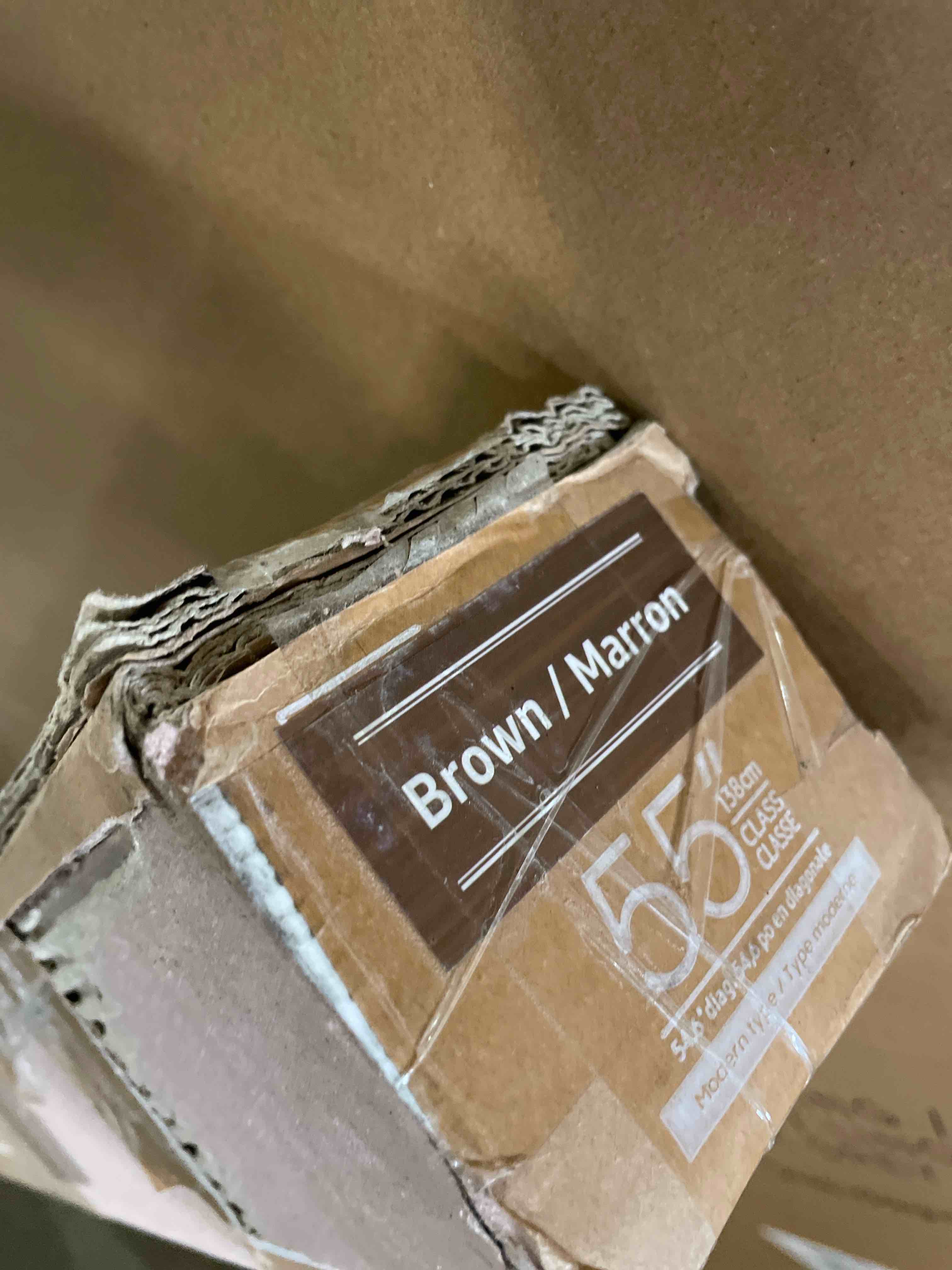 https://s3.amazonaws.com/lotting-images-prod/phillipi/RED5127806_1698764717695.jpeg