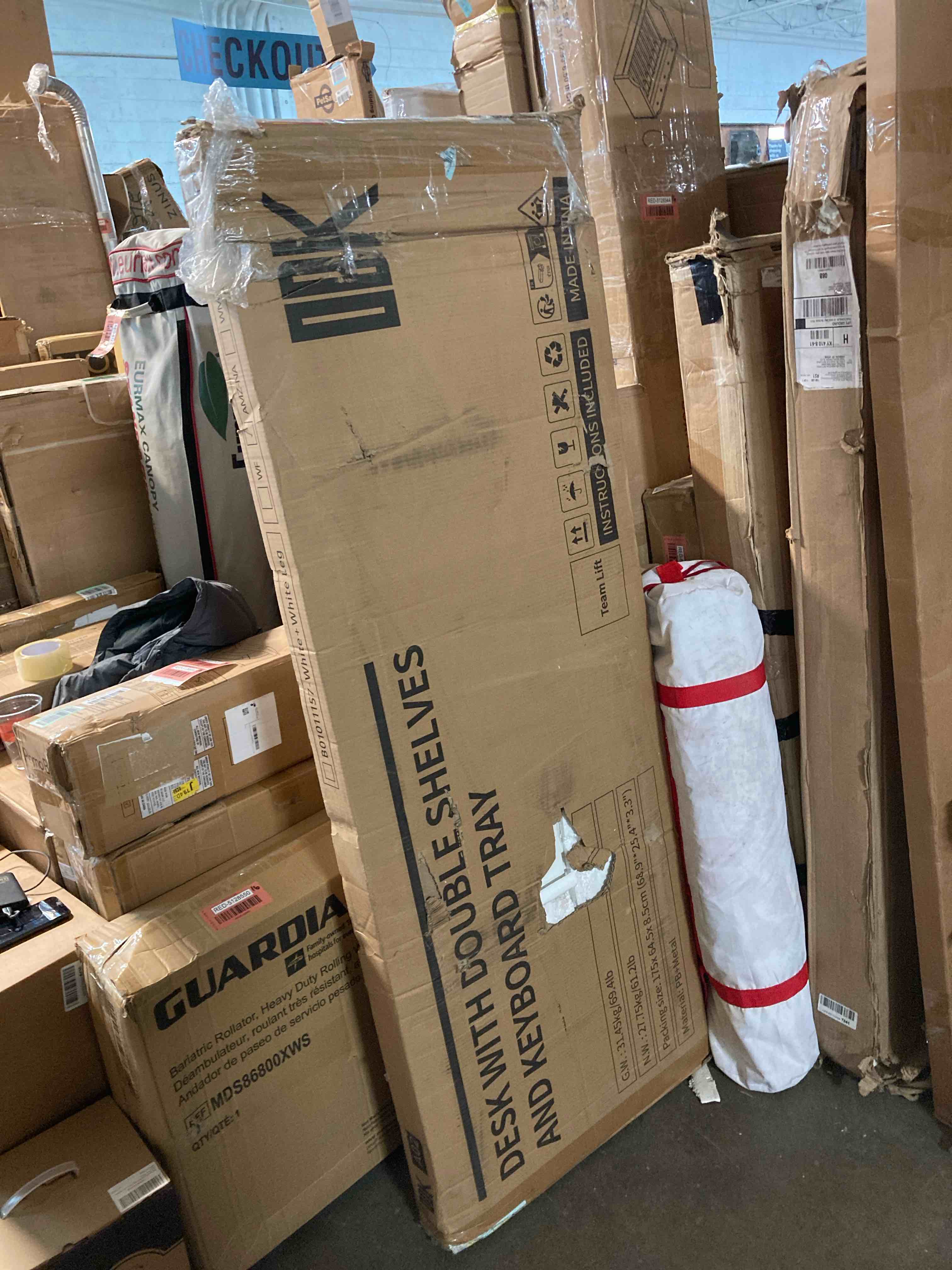 https://s3.amazonaws.com/lotting-images-prod/phillipi/RED5128559_1699392954310.jpeg